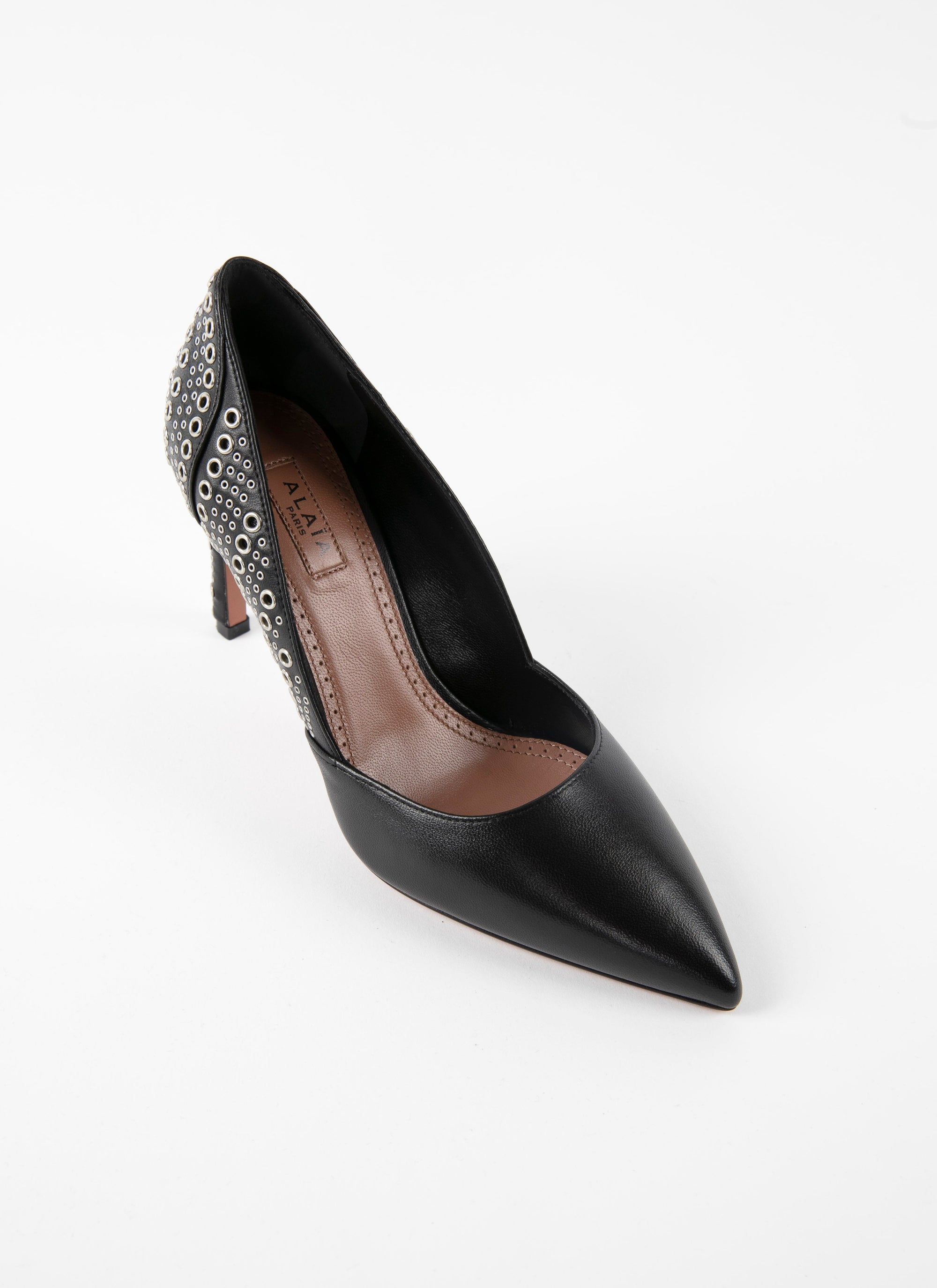 90 eyelet pumps in leather - Black