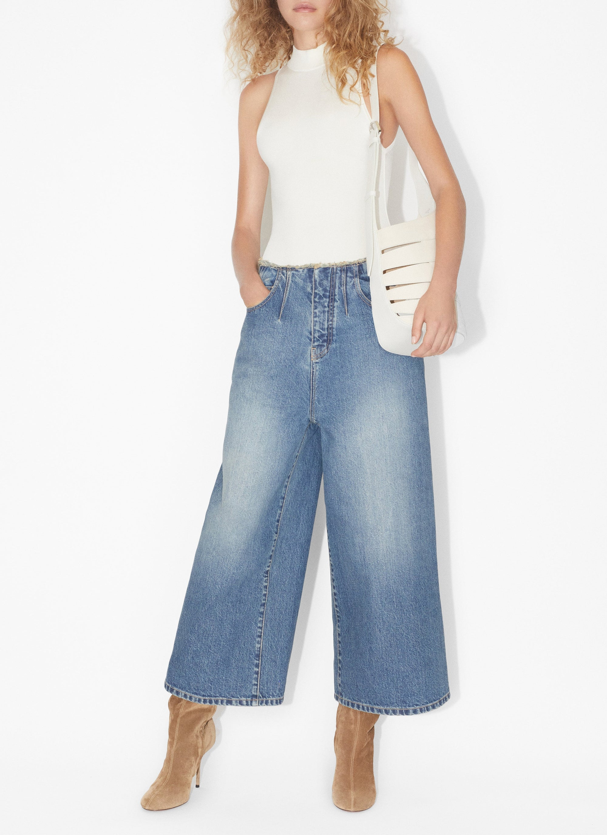 Sleeveless Stretch Bodysuit - Optic White