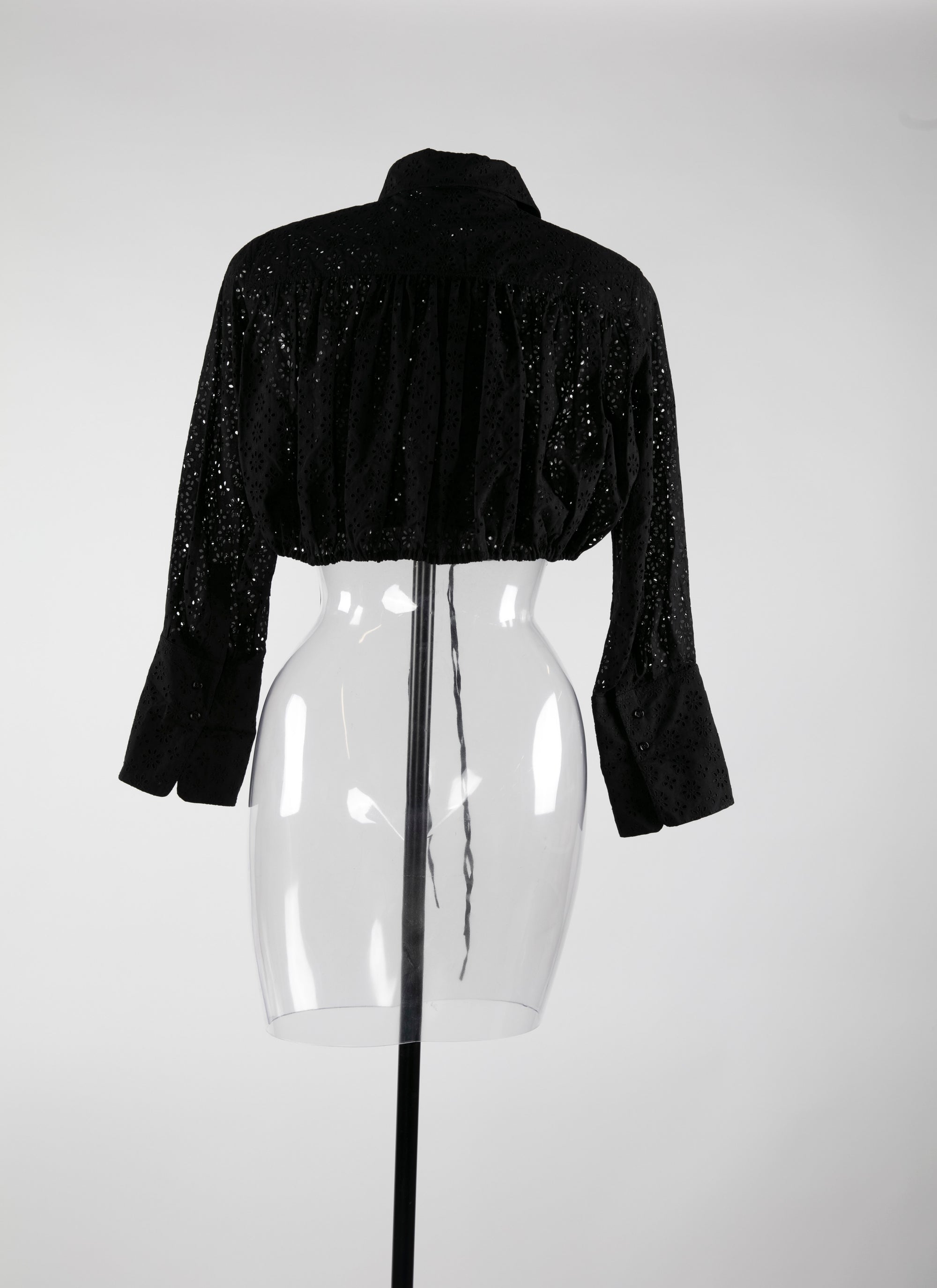 Chemise courte perforée à manches longues - Noir