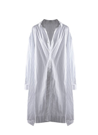 Oversized long shirt with open back - White & Blue