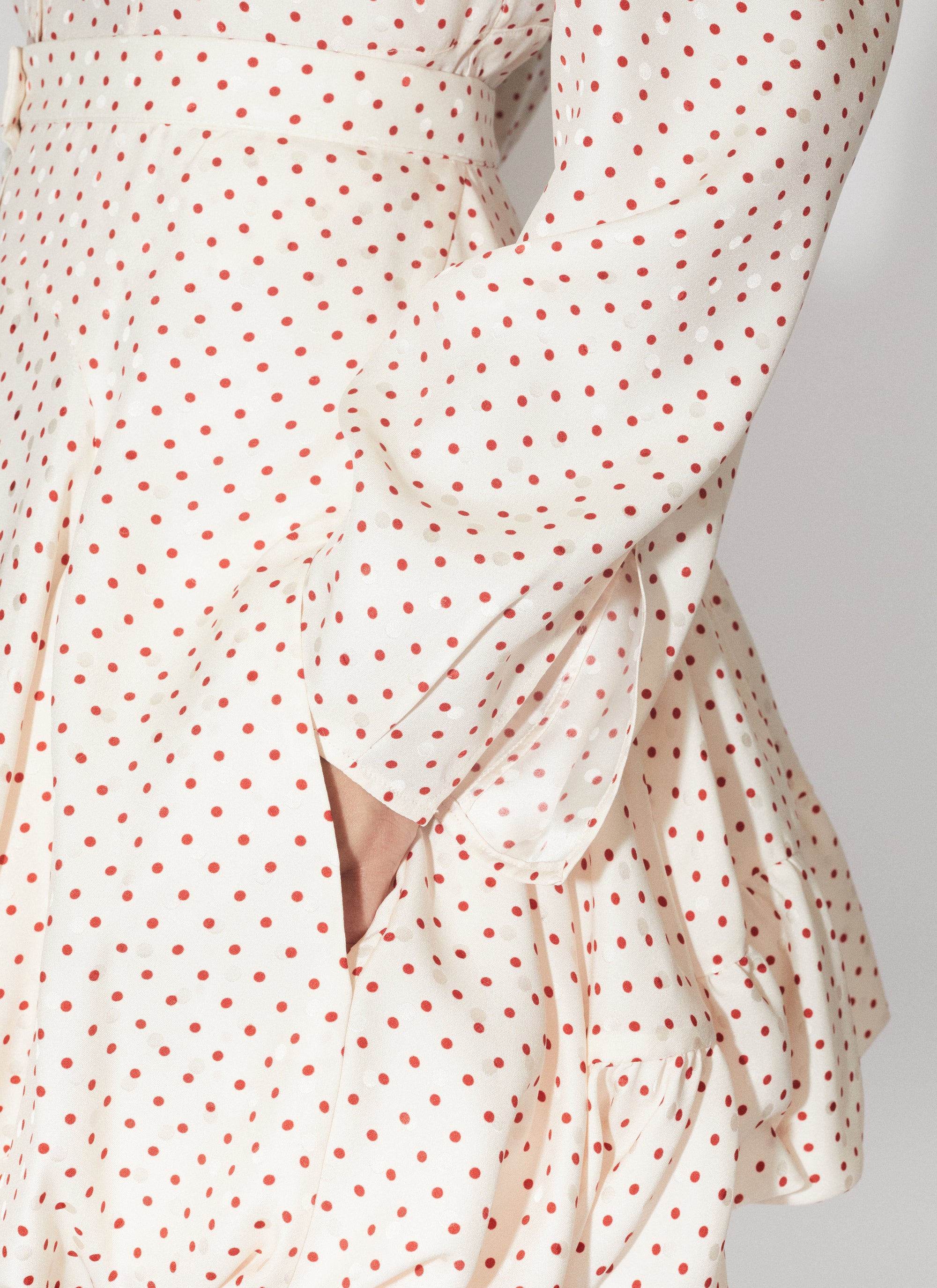 Chemise lavallière à pois en soie - Rose & Rouge