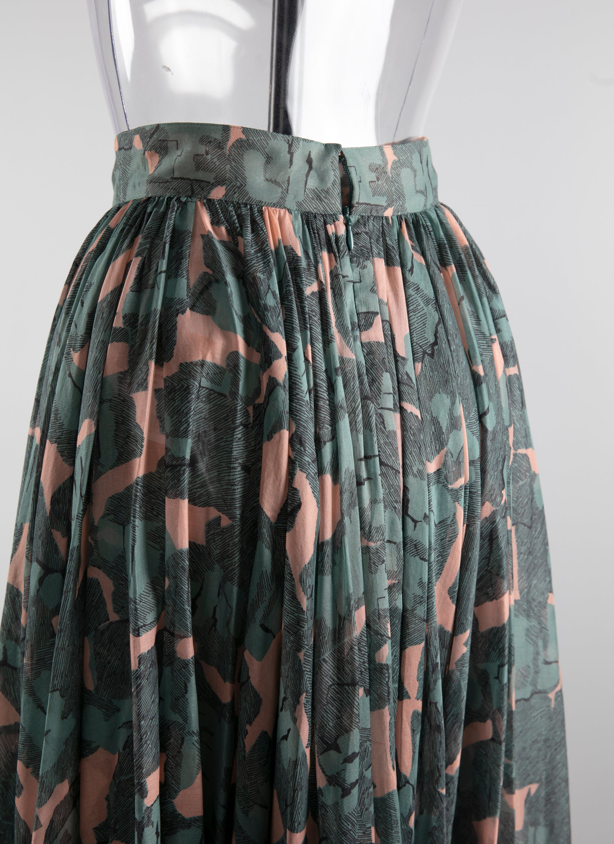 Printed pleated long skirt - Chair & Green