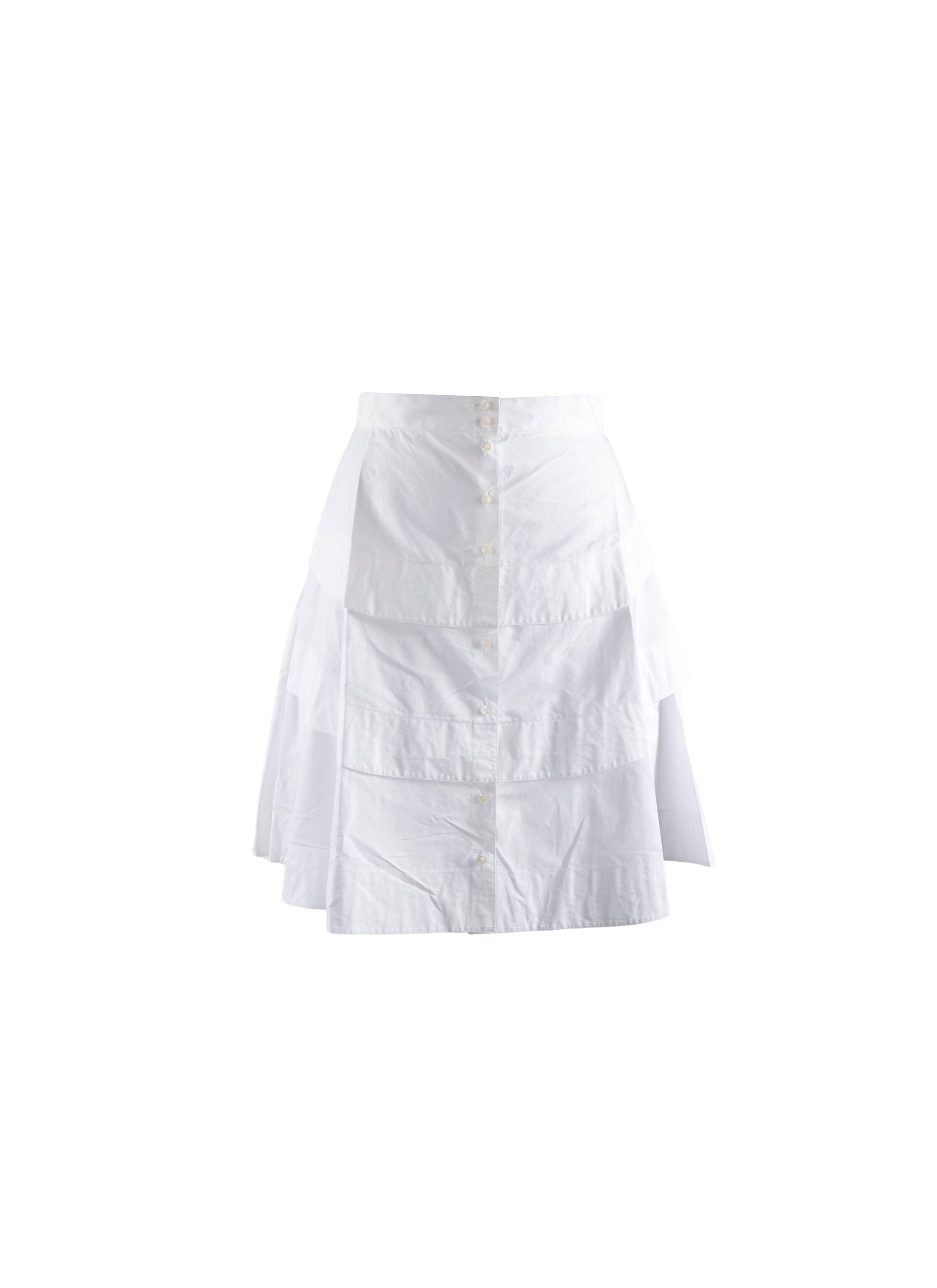 Short buttoned skirt with pleats - White