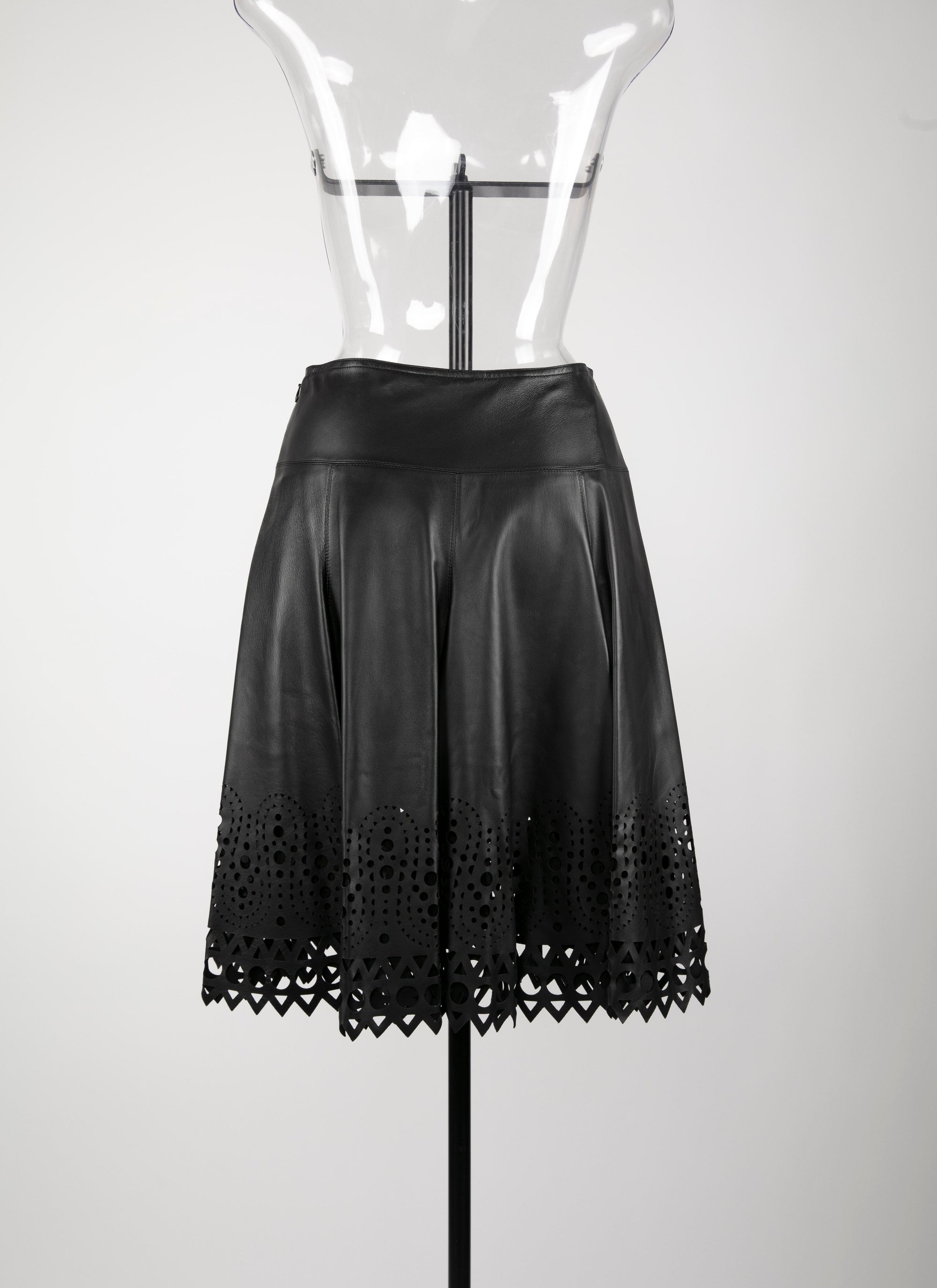 Short skirt with openwork leather trim - Black intense