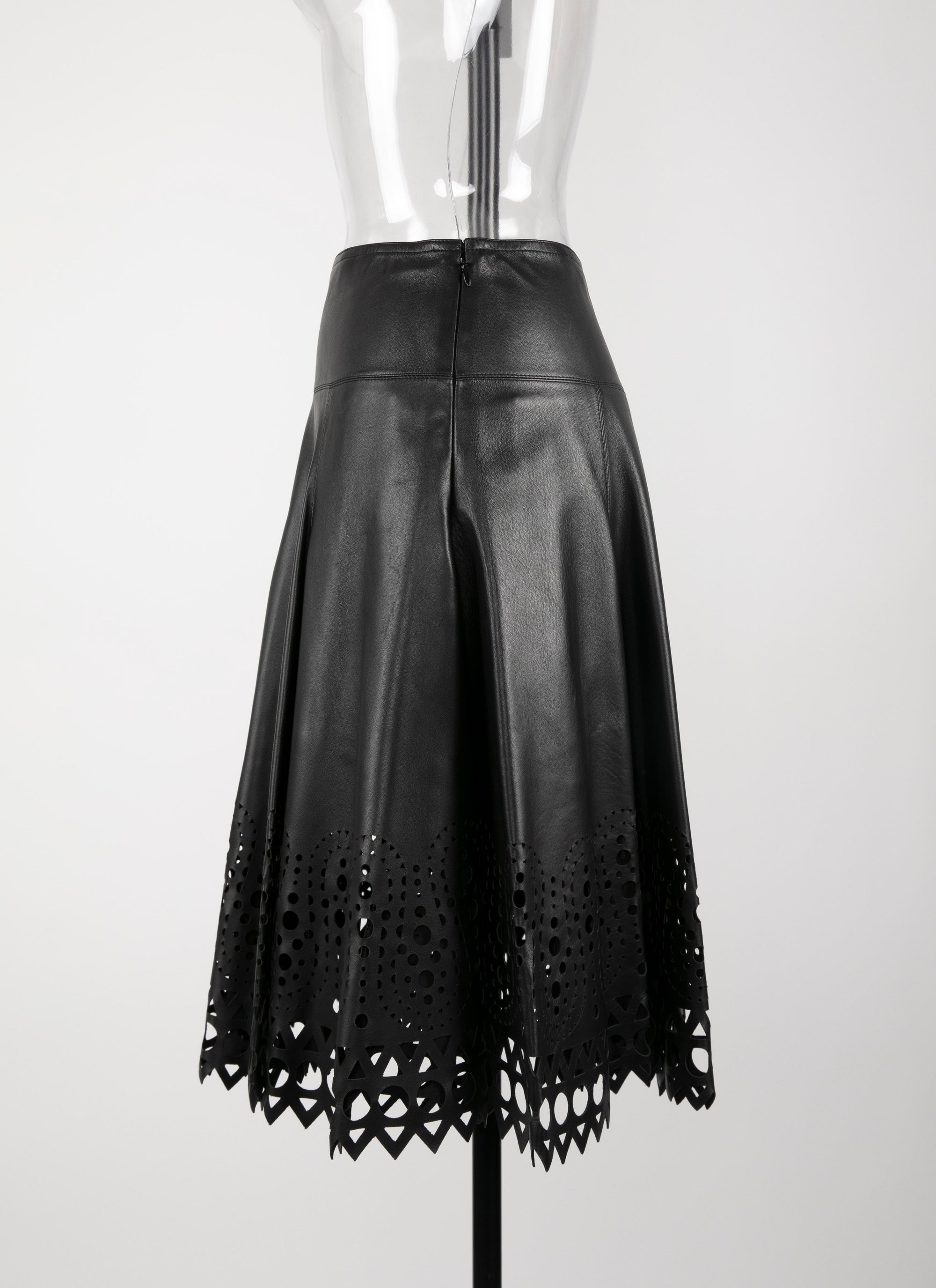 Short skirt with openwork leather trim - Black intense