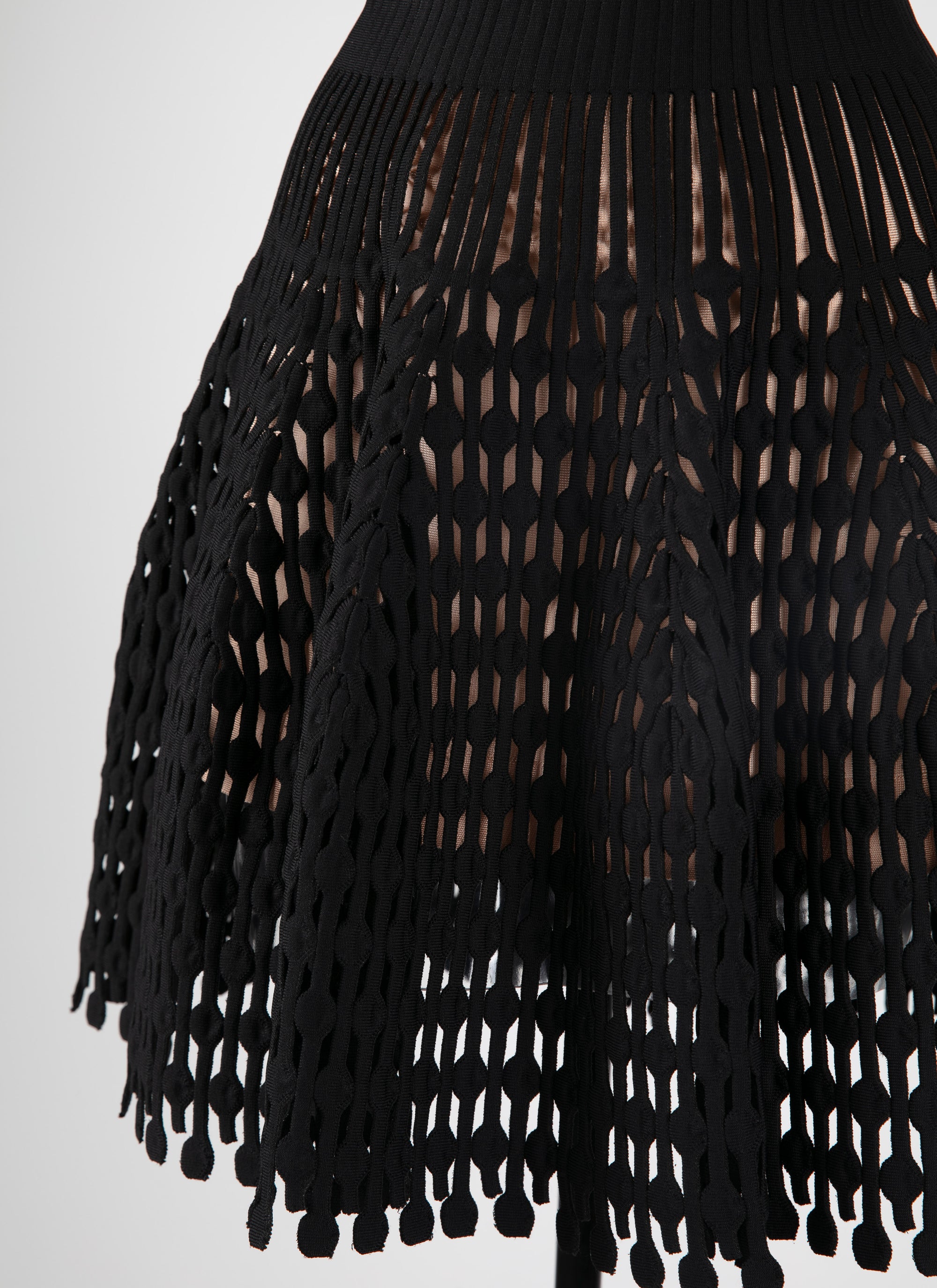 Short openwork skirt with lining - Black intense