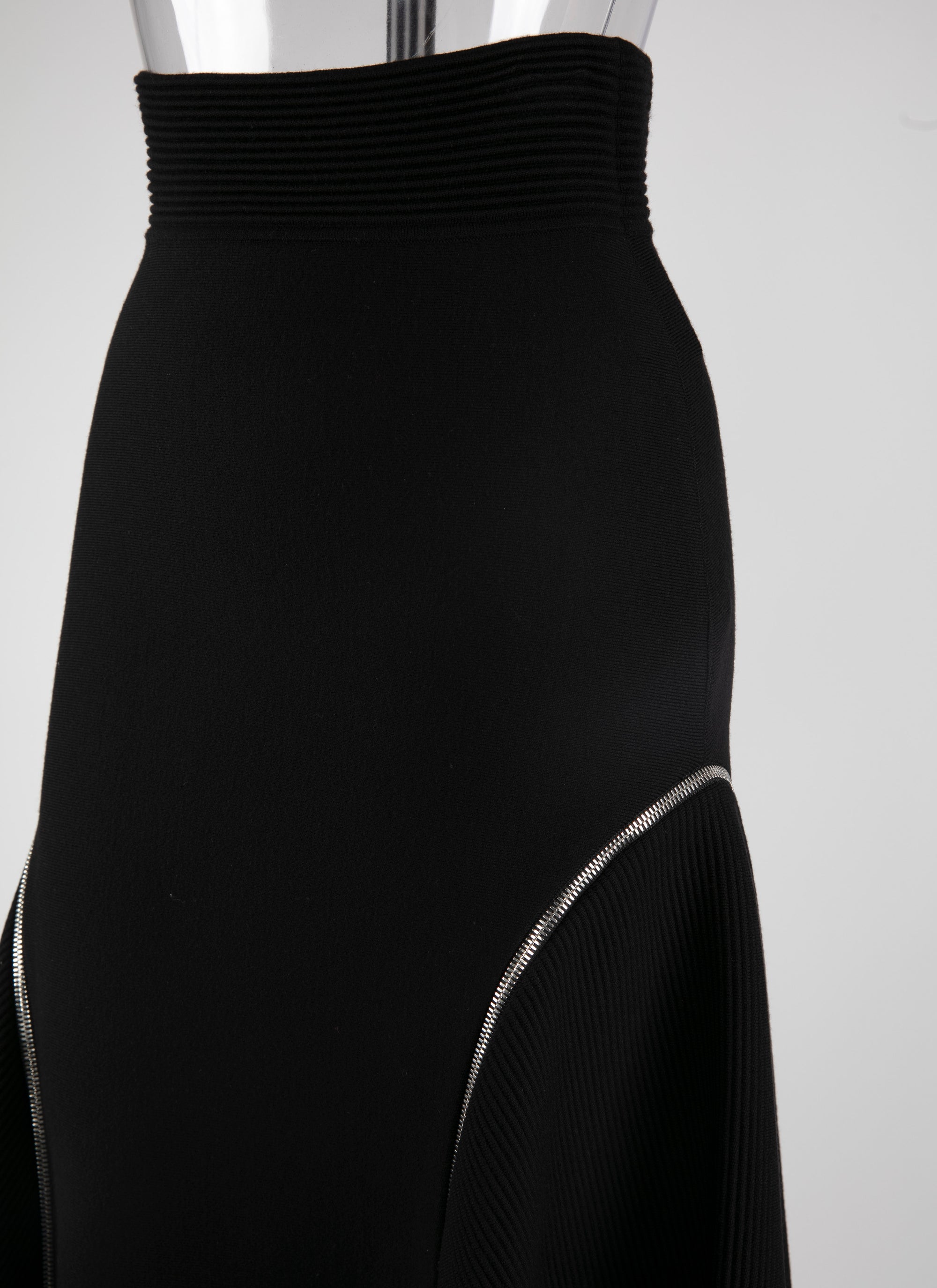 Long skirt in wool with side zip details - Black intense