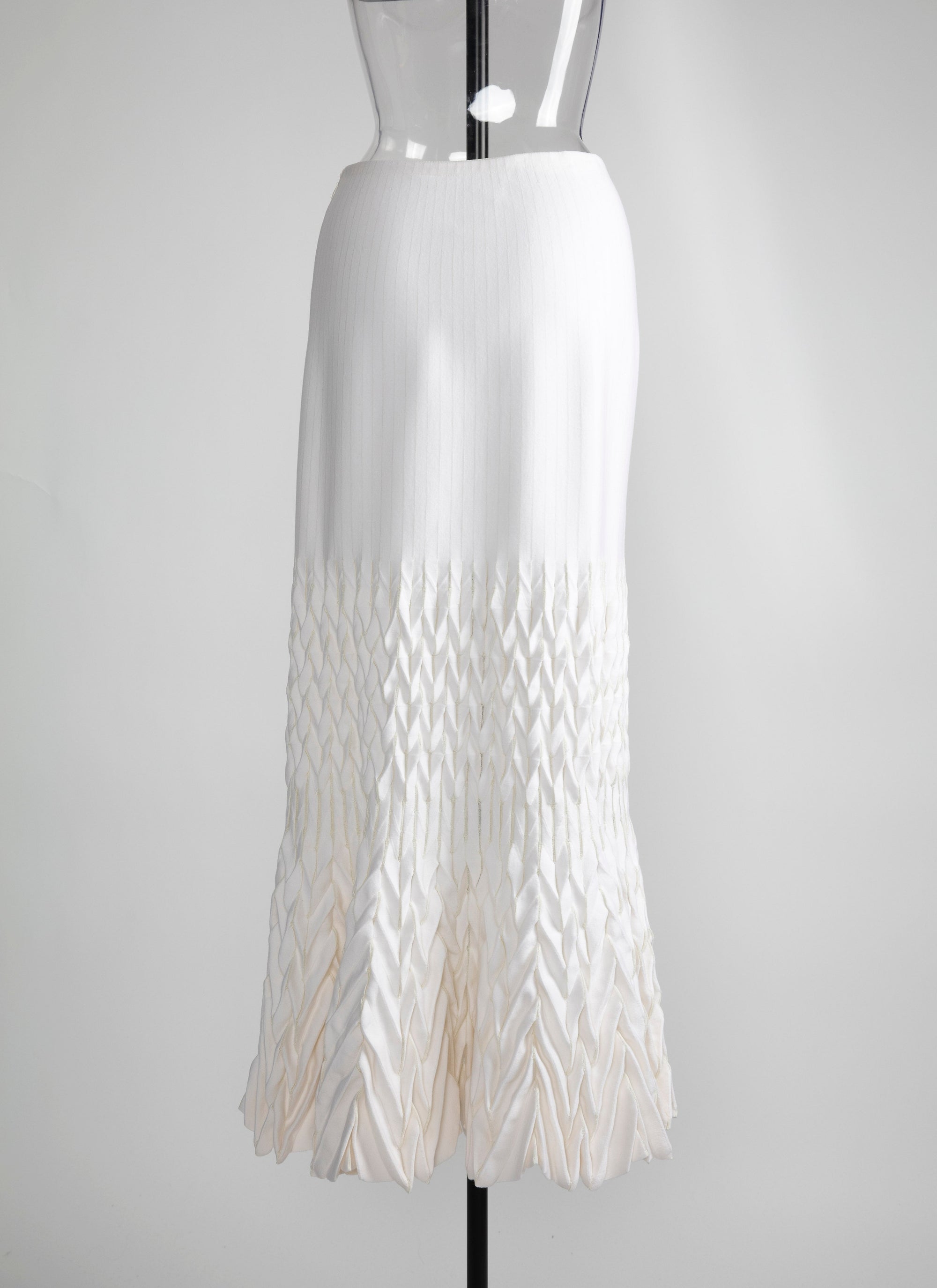 Long fitted skirt in wool - Ivory
