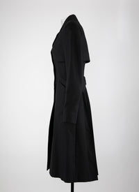 Long fitted coat with pleated detail - Black intense