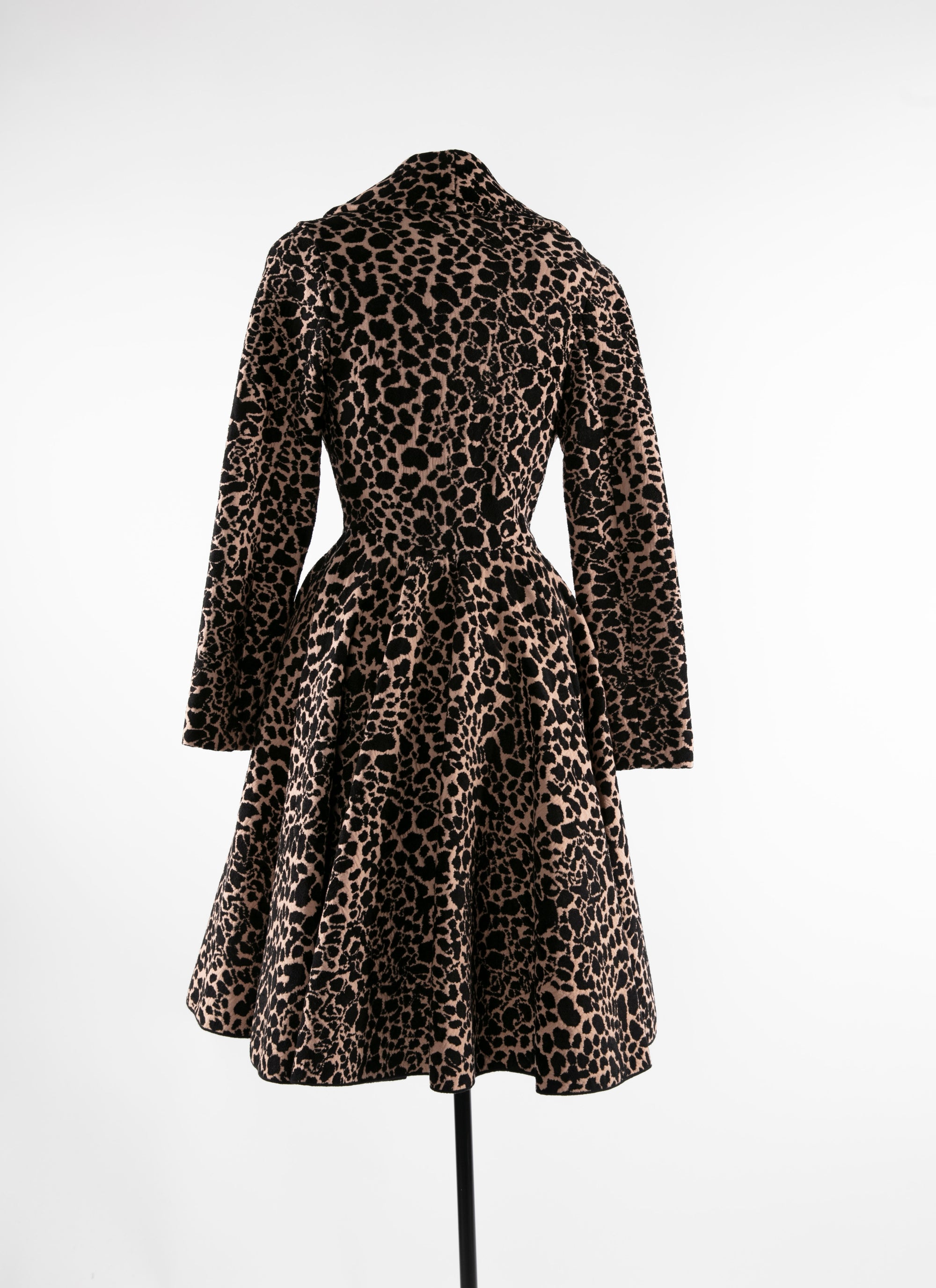 Manteau en laine imprimé animalier évasé - Chair & Noir