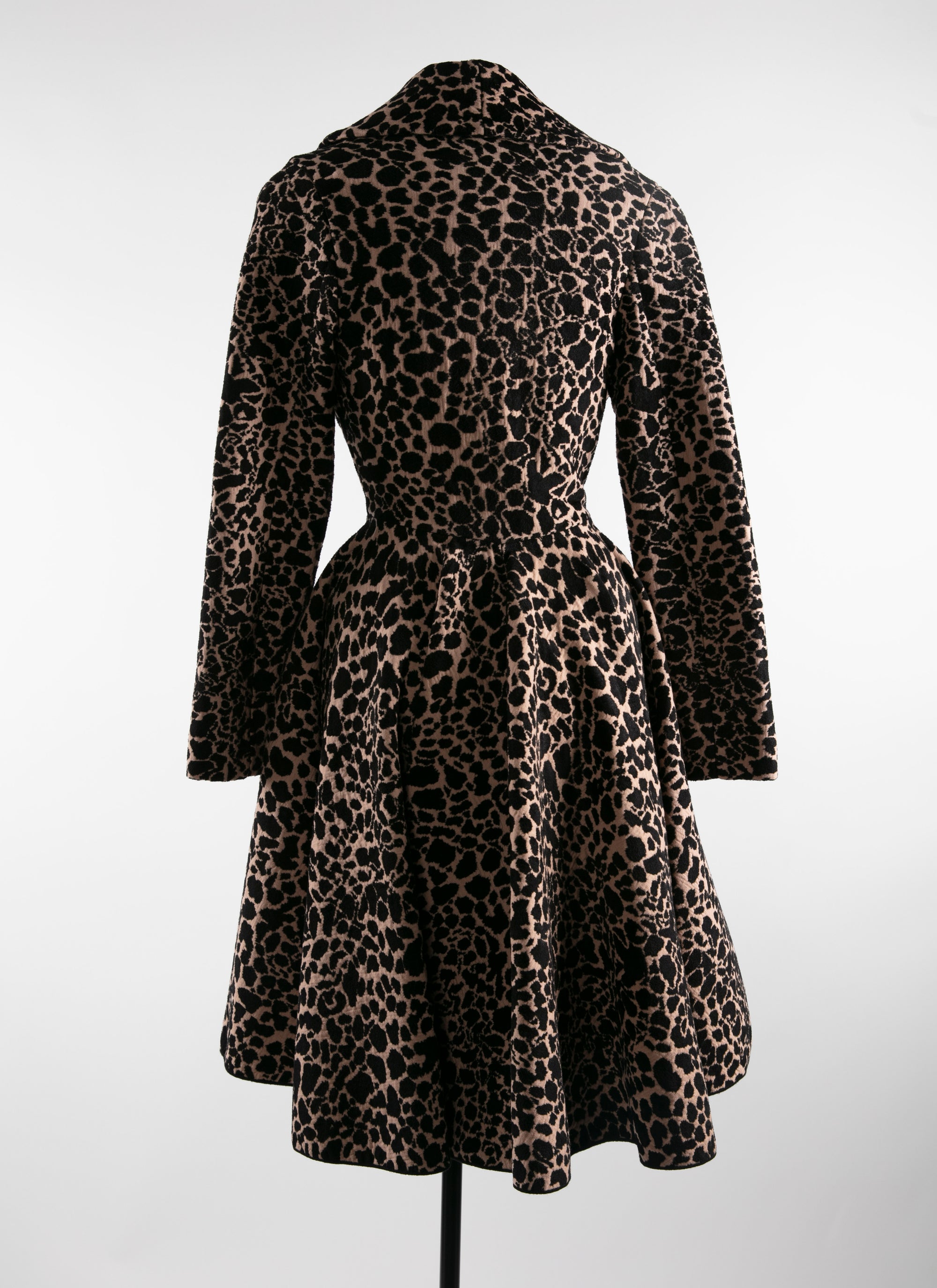 Manteau en laine imprimé animalier évasé - Chair & Noir
