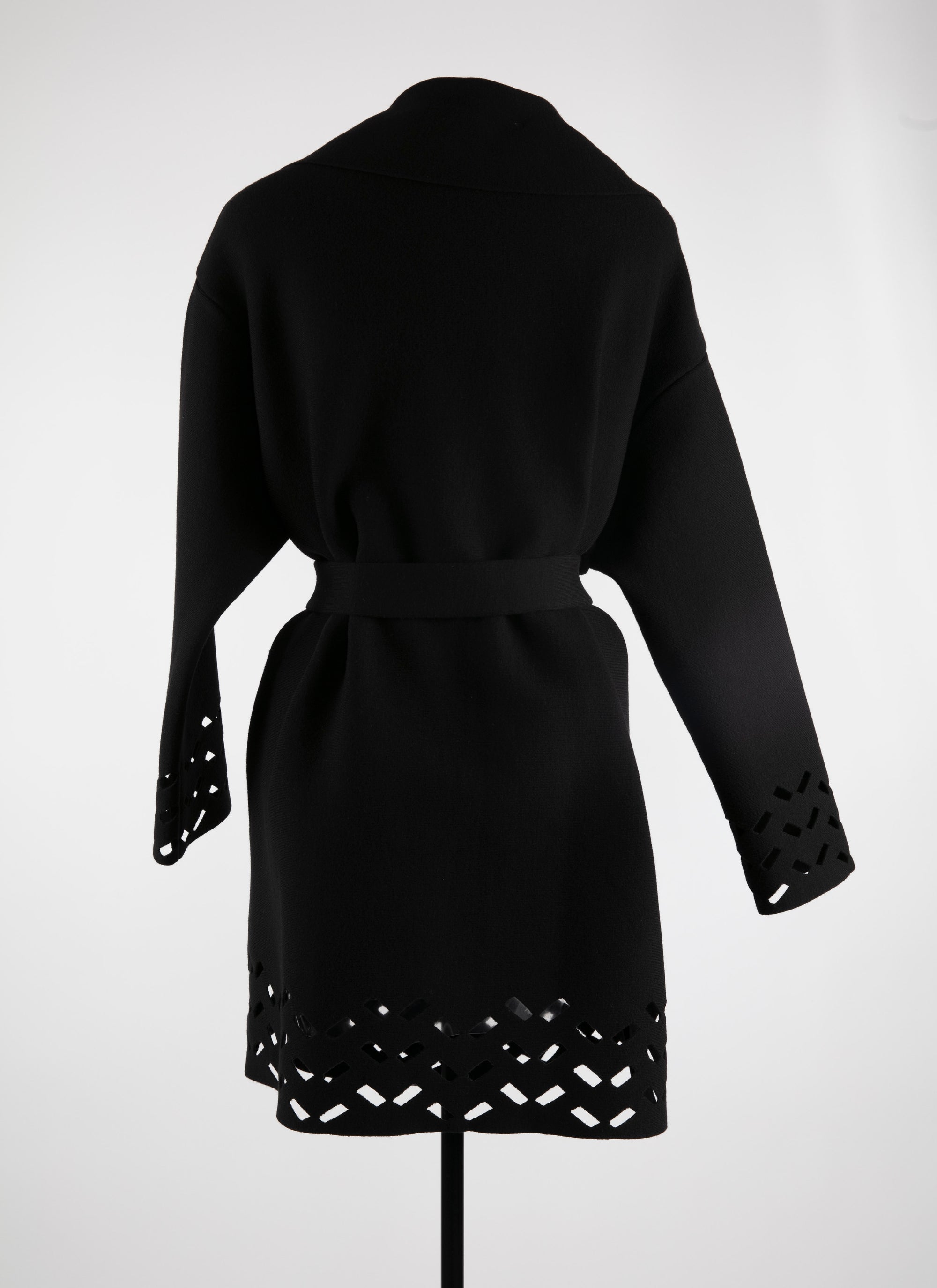 Belted wool coat with openwork edges - Black intense
