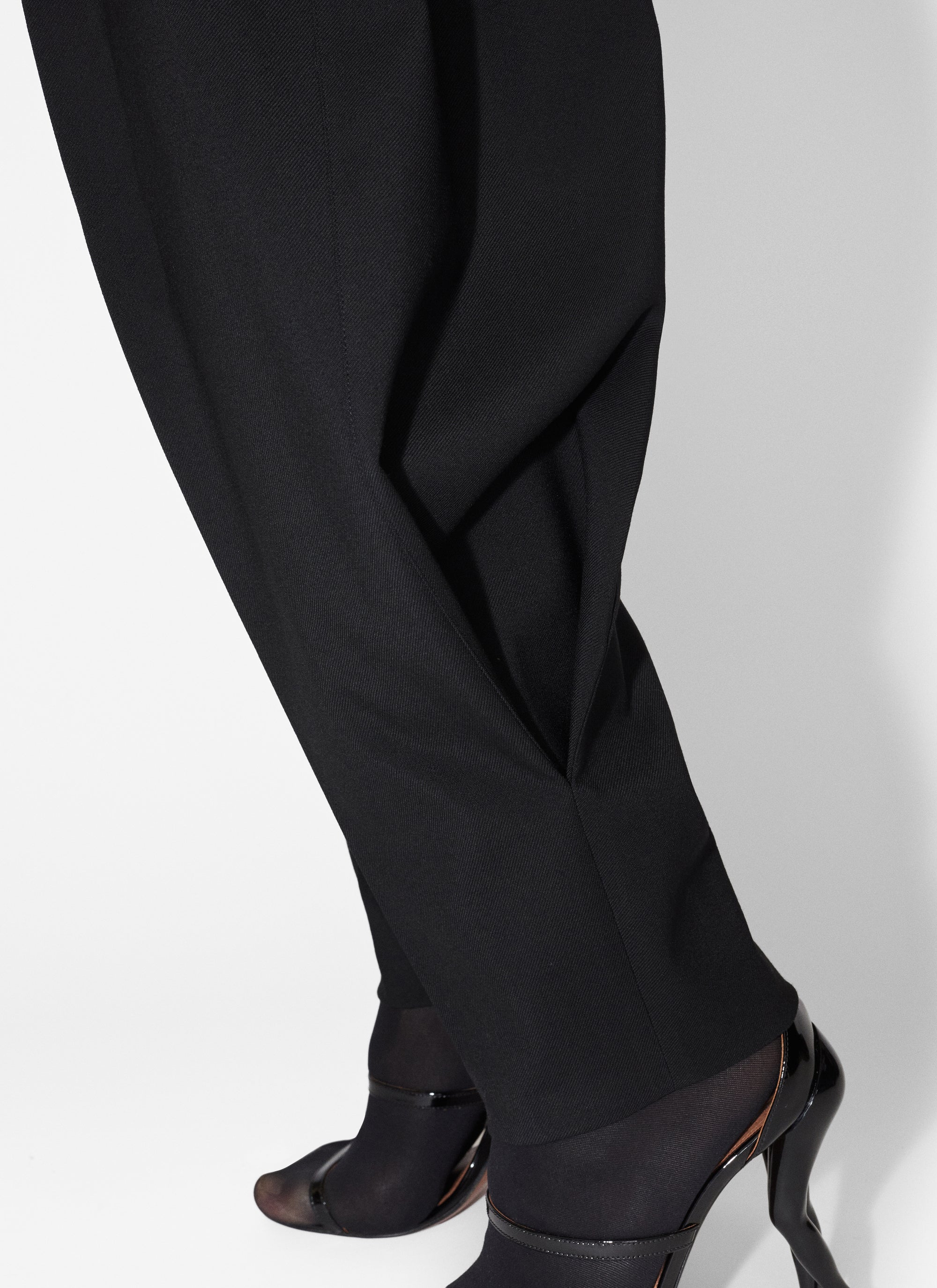 Loose-fitting wool herringbone trousers - Black Alaïa