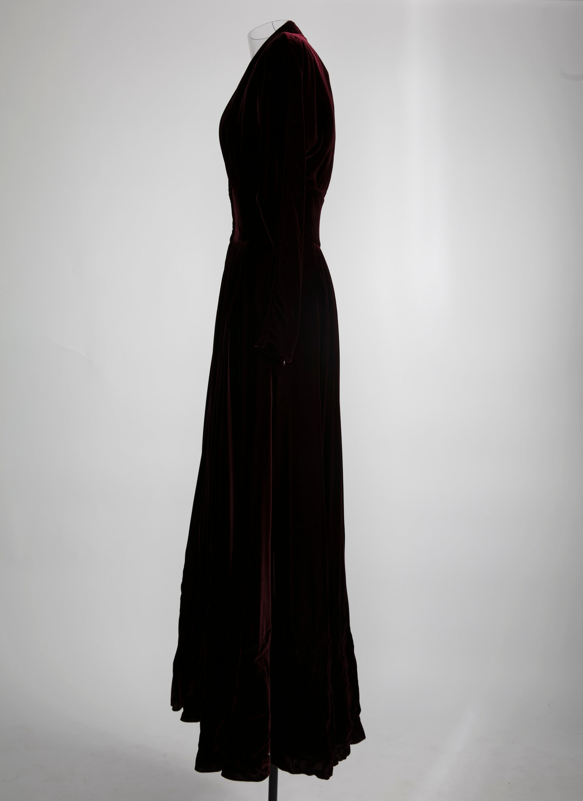 Robe longue en velours léger - Cerise