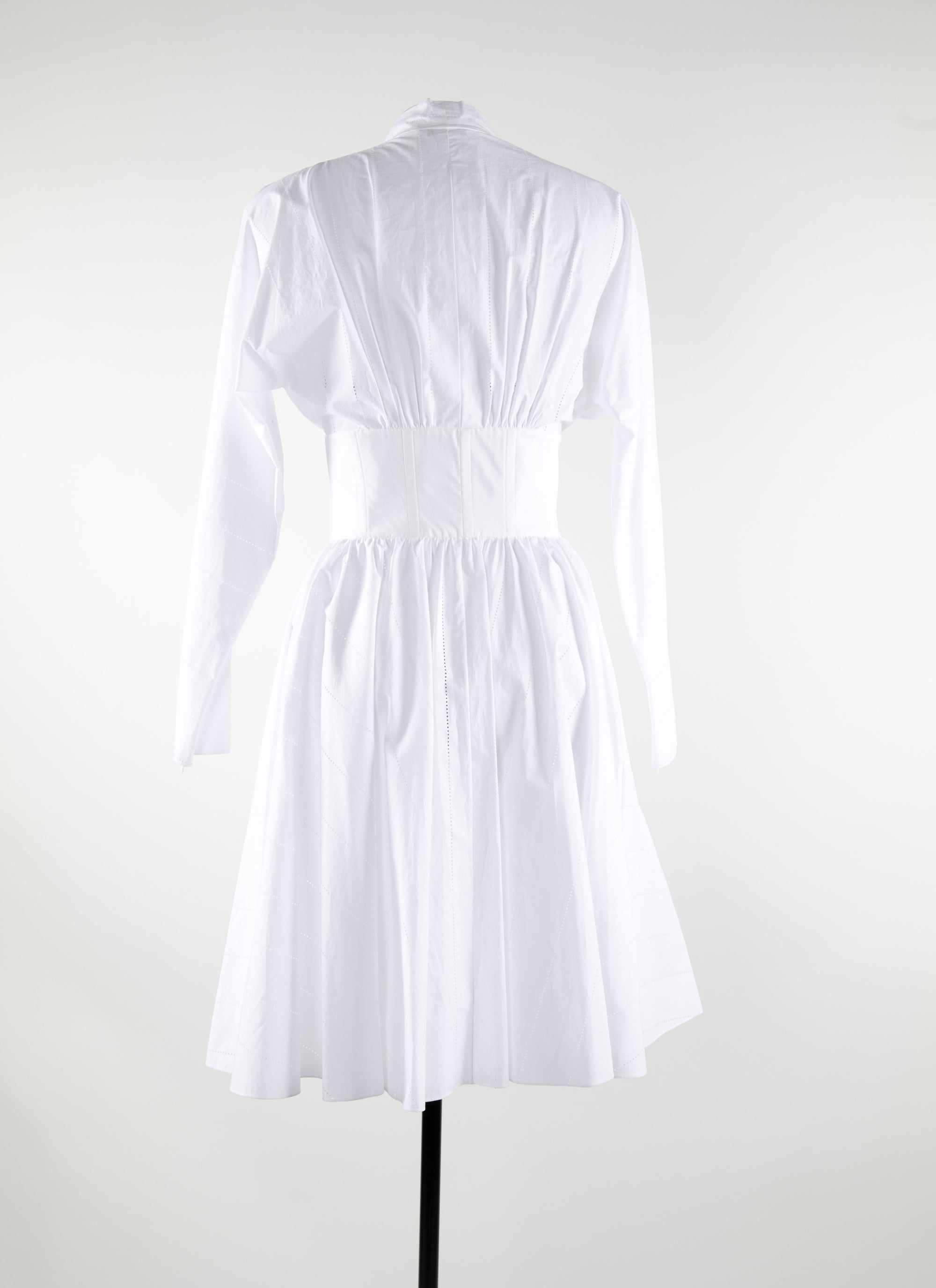 Flared short dress with fitted long sleeves - White