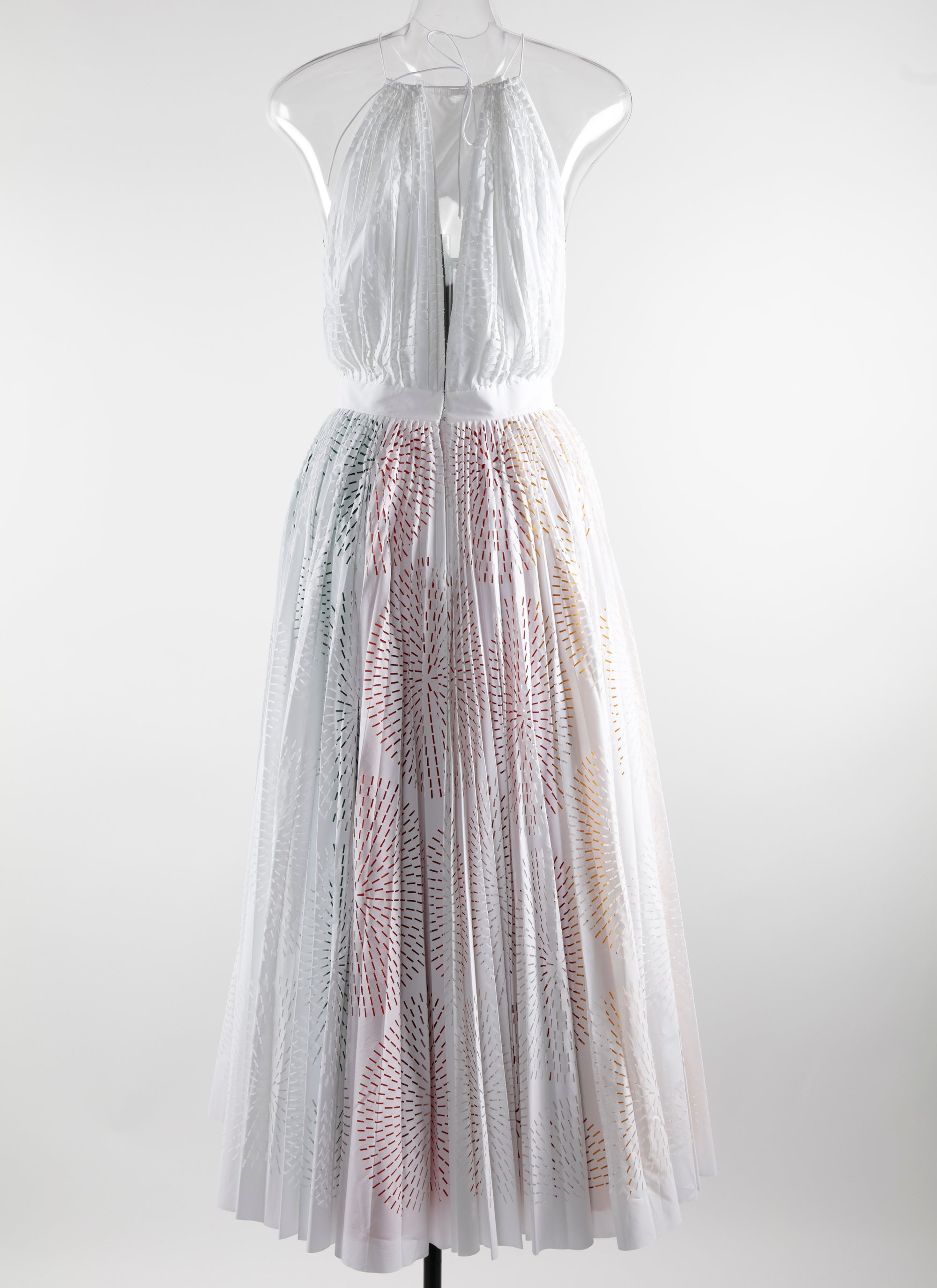 Sleeveless openwork maxi dress - White