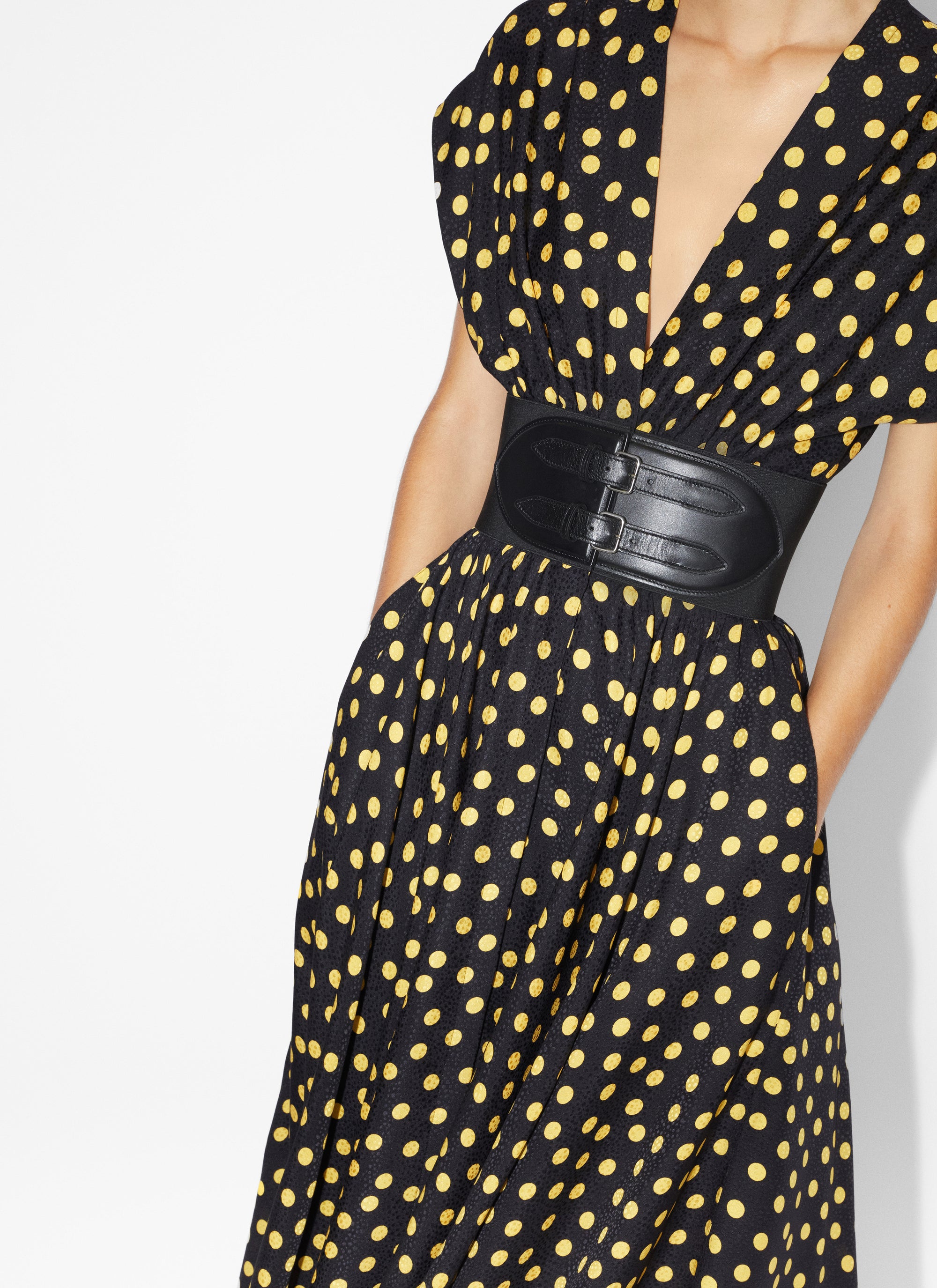 Silk confetti polka dot belted dress - Nuit & Jaune