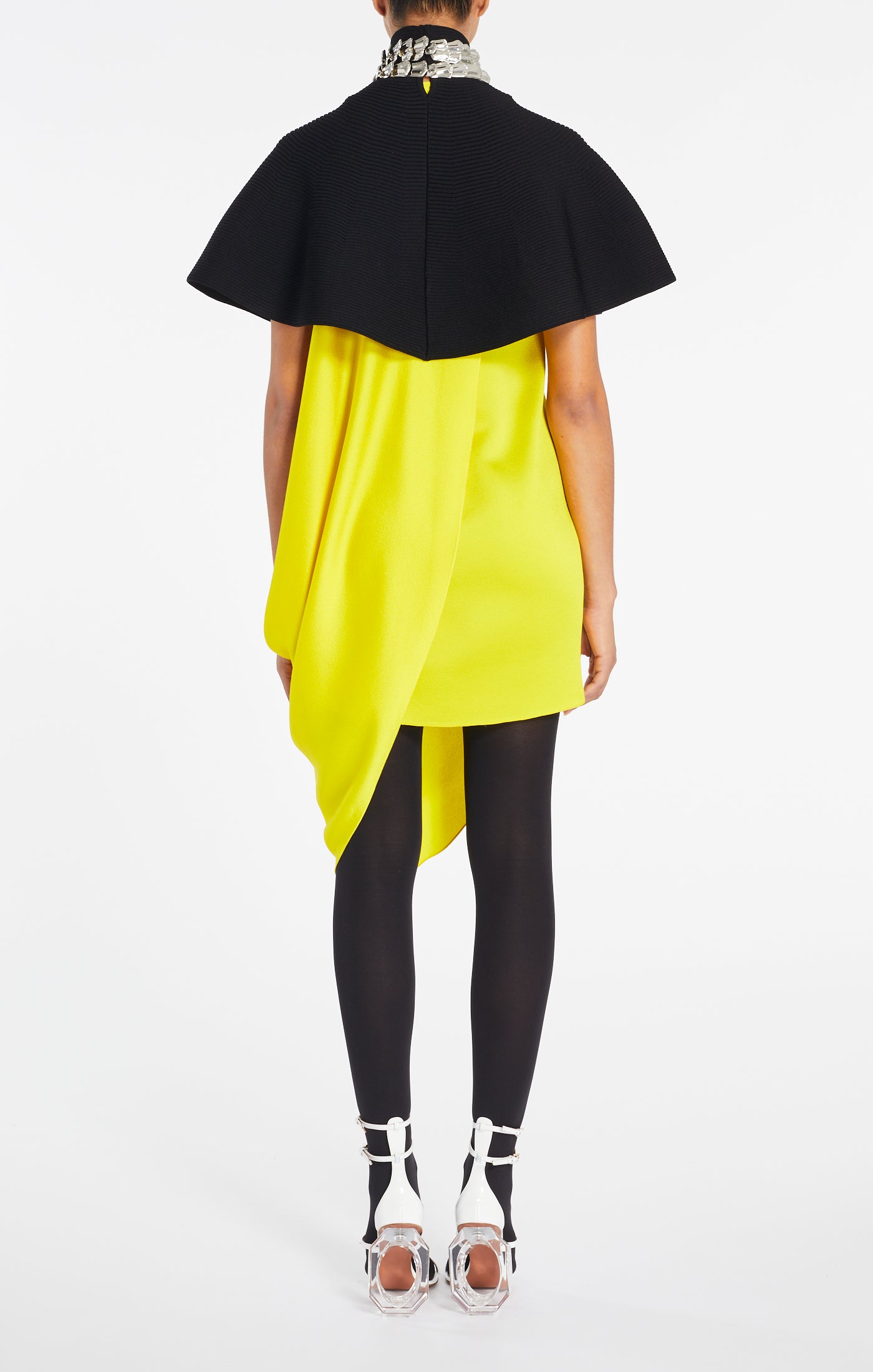 Cocktail dress in hammered satin - Yellow