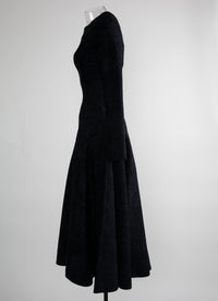 Robe longue évasée à col rond et manches longues - Nuit & Noir