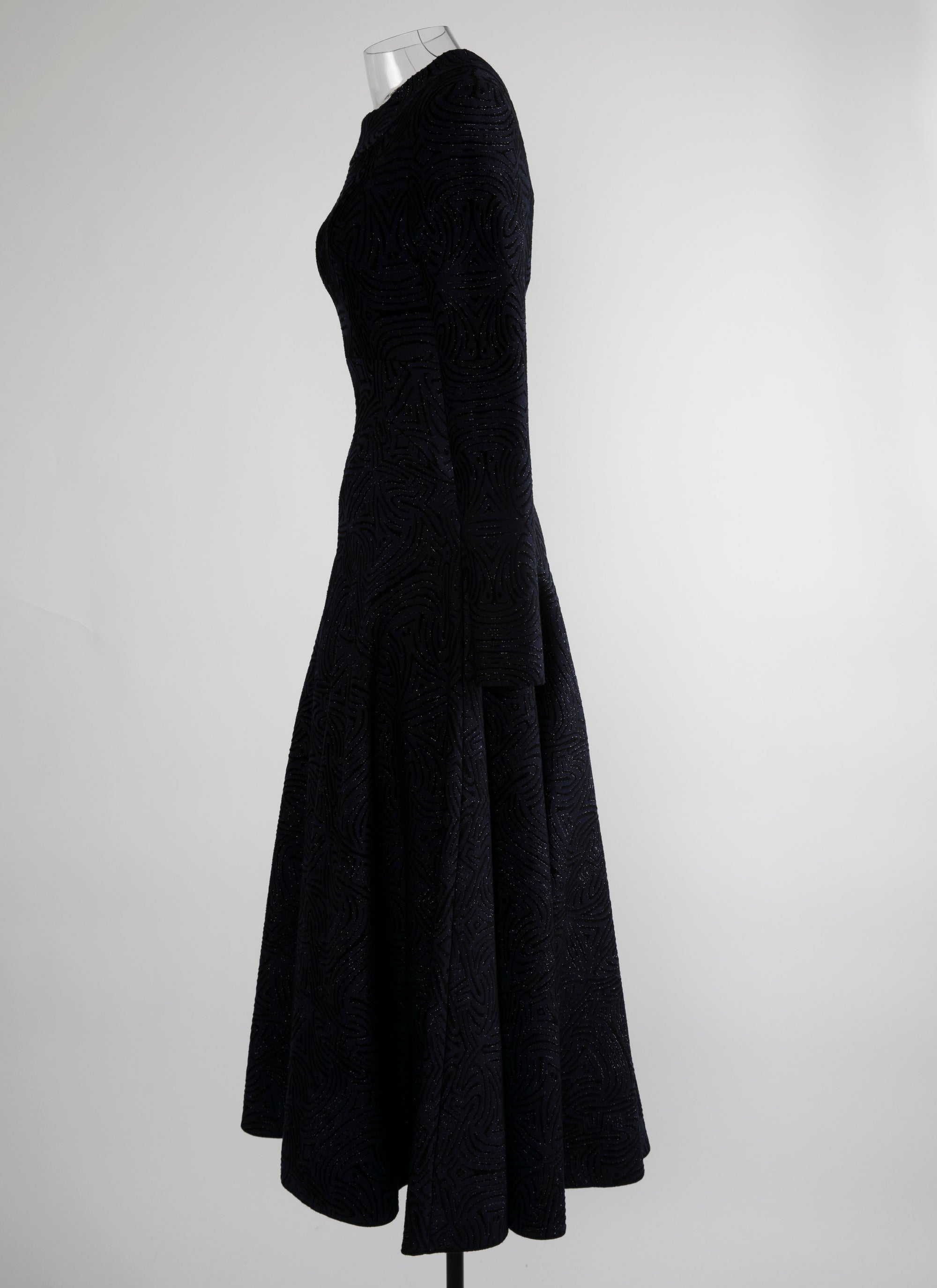 Robe longue évasée à col rond et manches longues - Nuit & Noir