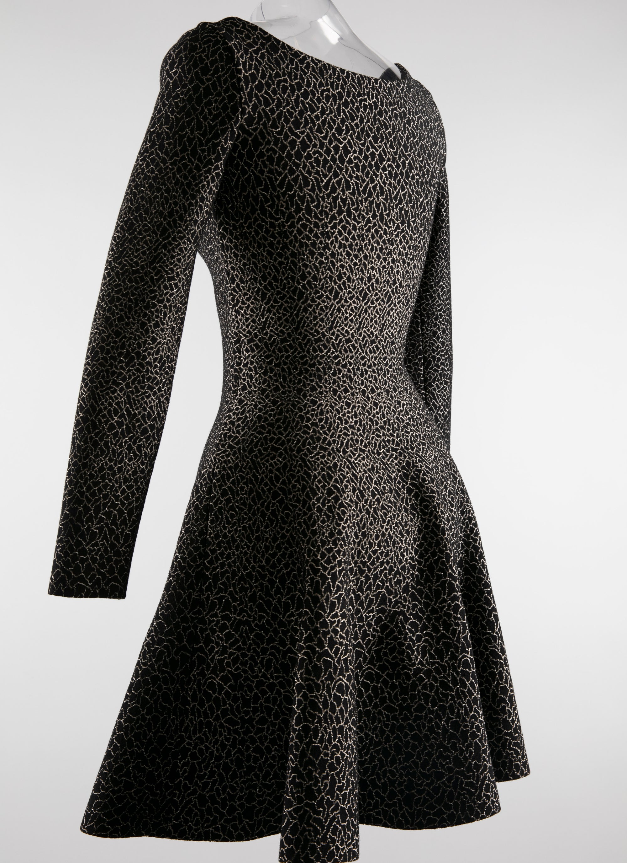 Robe courte évasée imprimé à col bateau et manches longues - Noir & Or