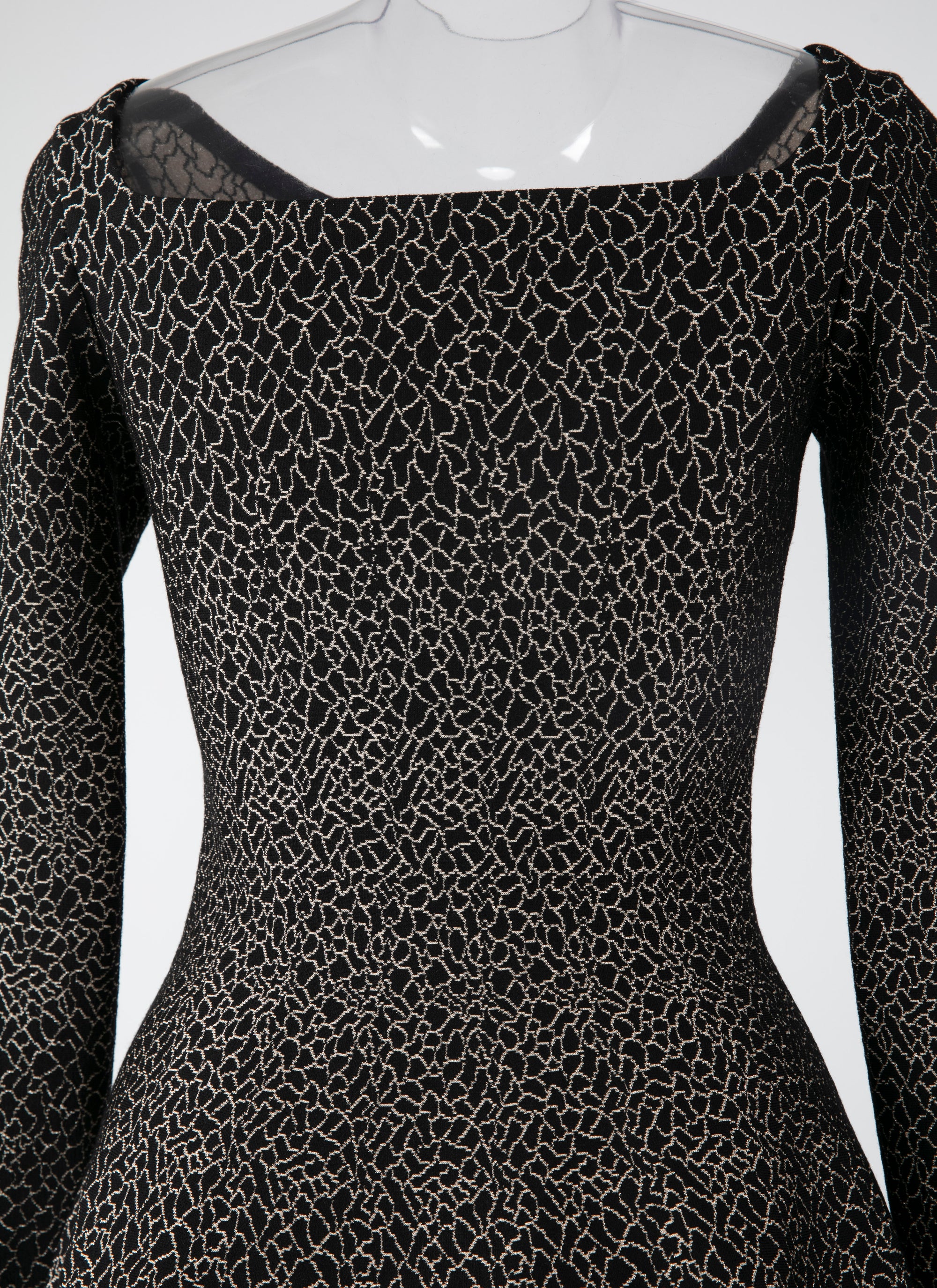 Robe courte évasée imprimé à col bateau et manches longues - Noir & Or