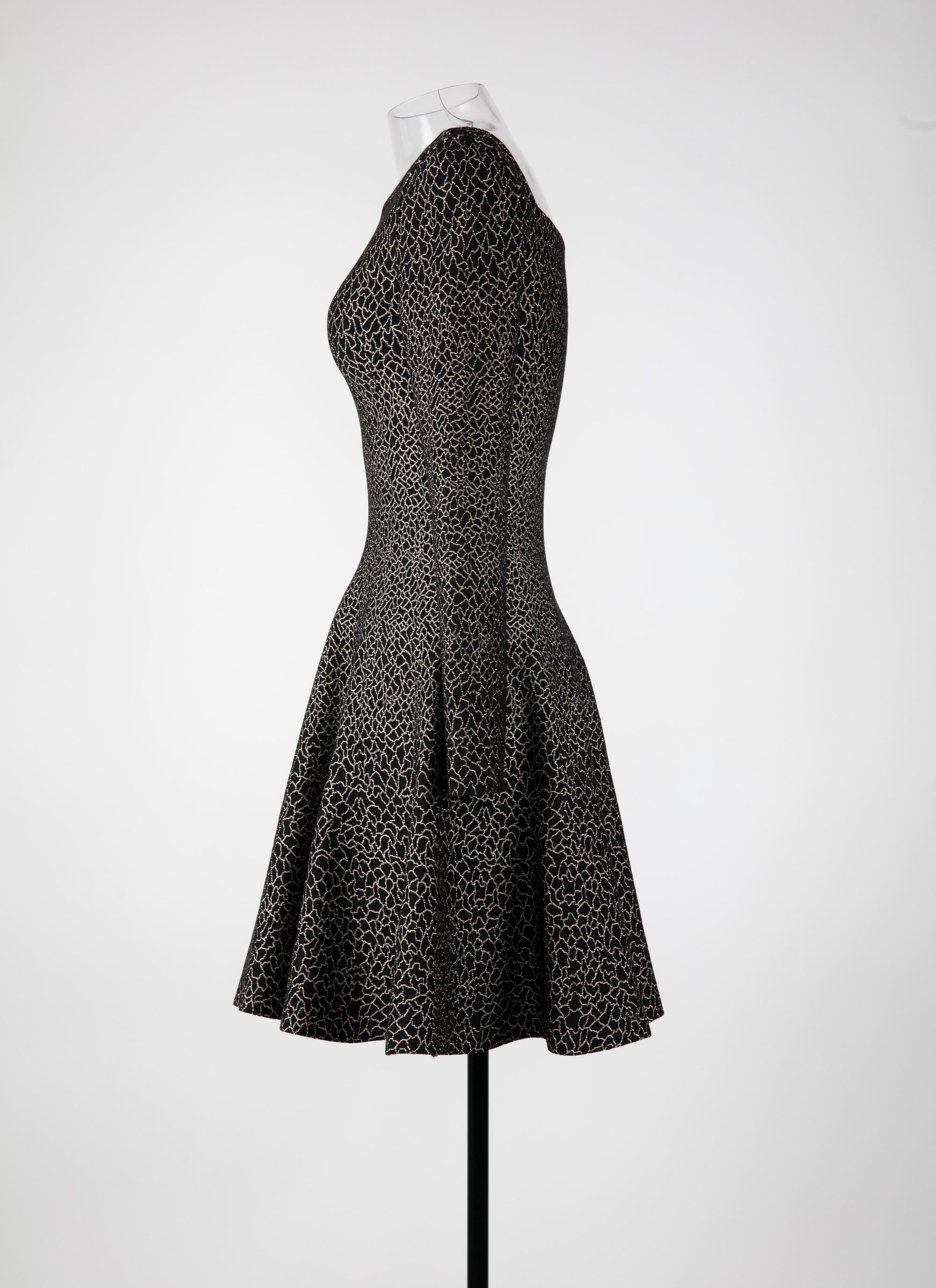 Robe courte évasée imprimé à col bateau et manches longues - Noir & Or