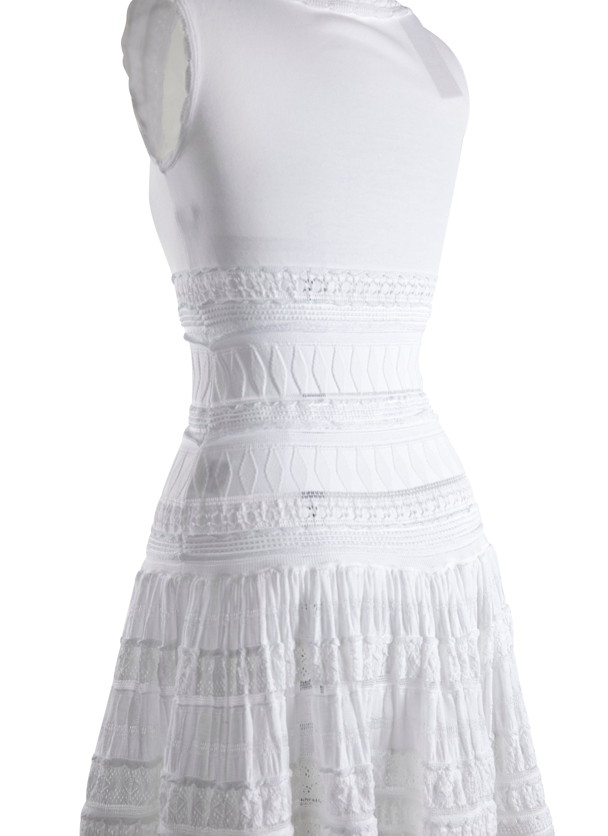 Robe longue évasée à détails brodés et col carré - Blanc