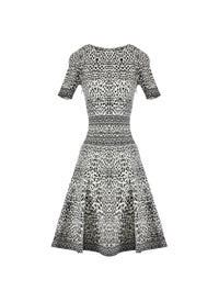 Robe à manches courtes au motif lynx en maille - Blanc & Noir