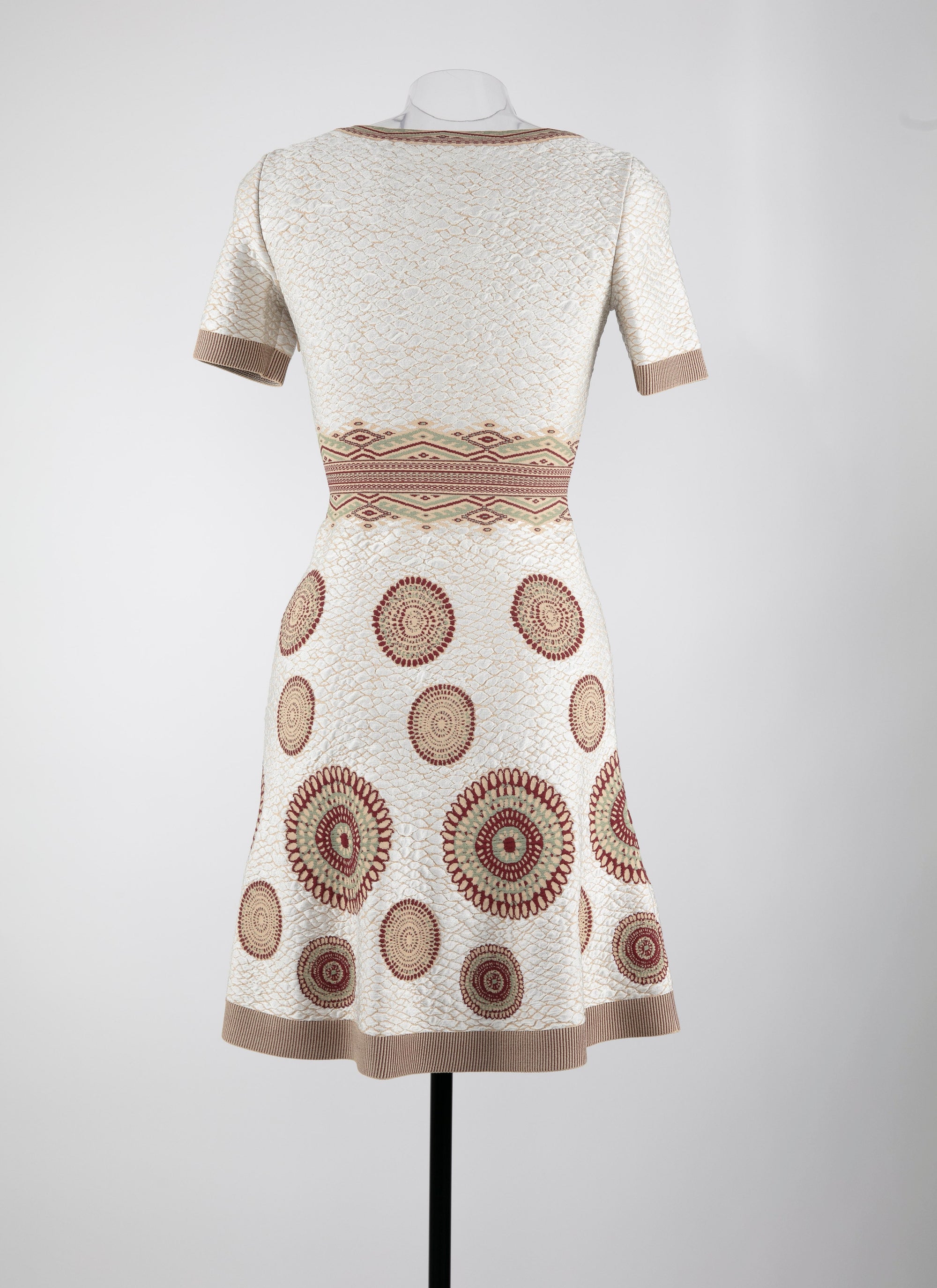 Robe évasée à motif rond en maille - Blanc & Bordeaux