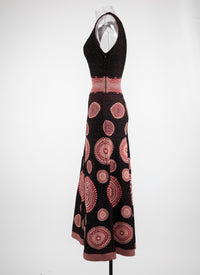 Sleeveless textured circle maxi dress - Black & Bordeaux