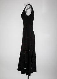 Long dress with square neckline and openwork details - Black & Red