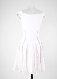 Boat-neck short dress with lace detail - White