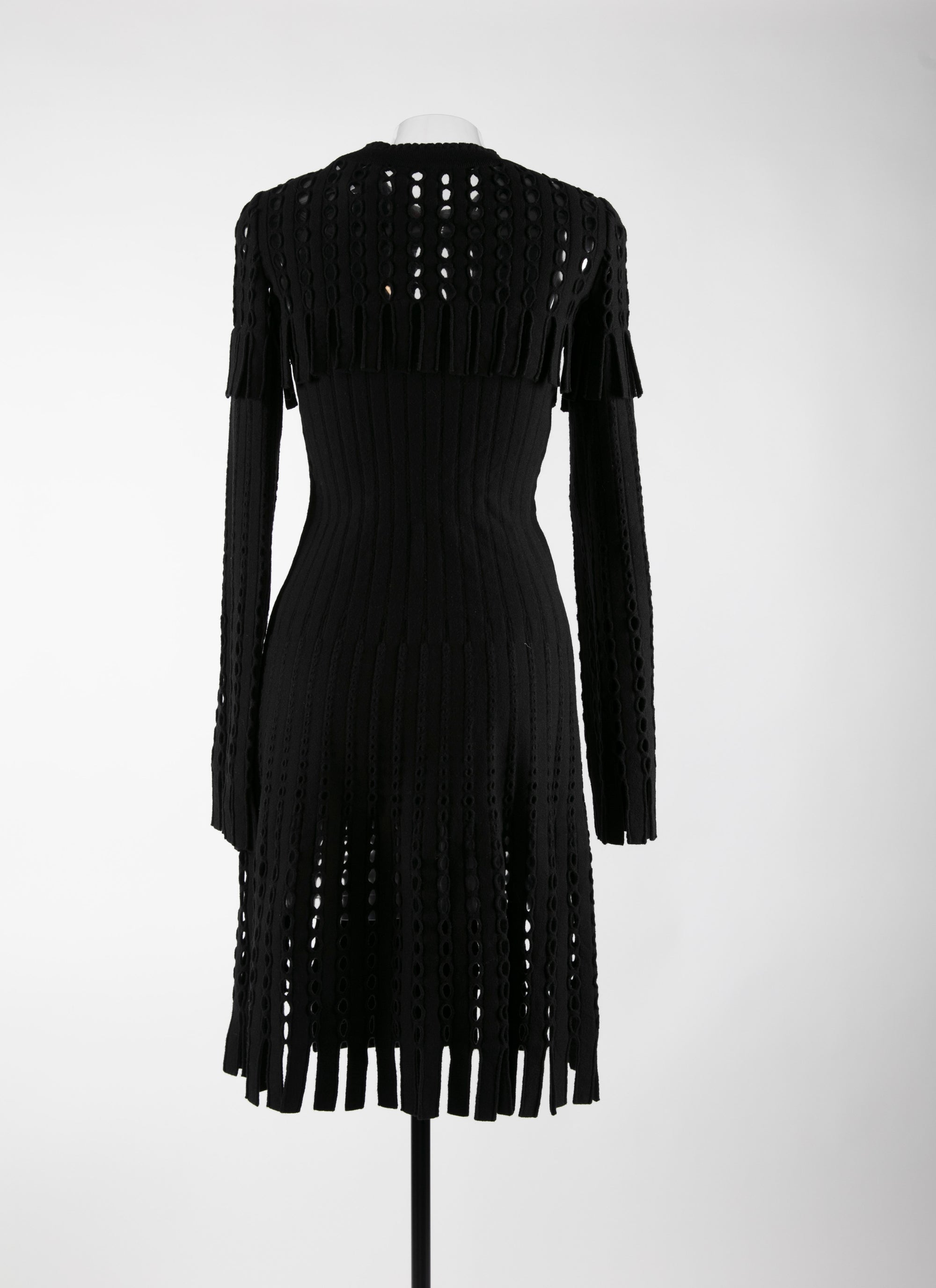 Robe manches longues ajourées et à franges en laine - Noir