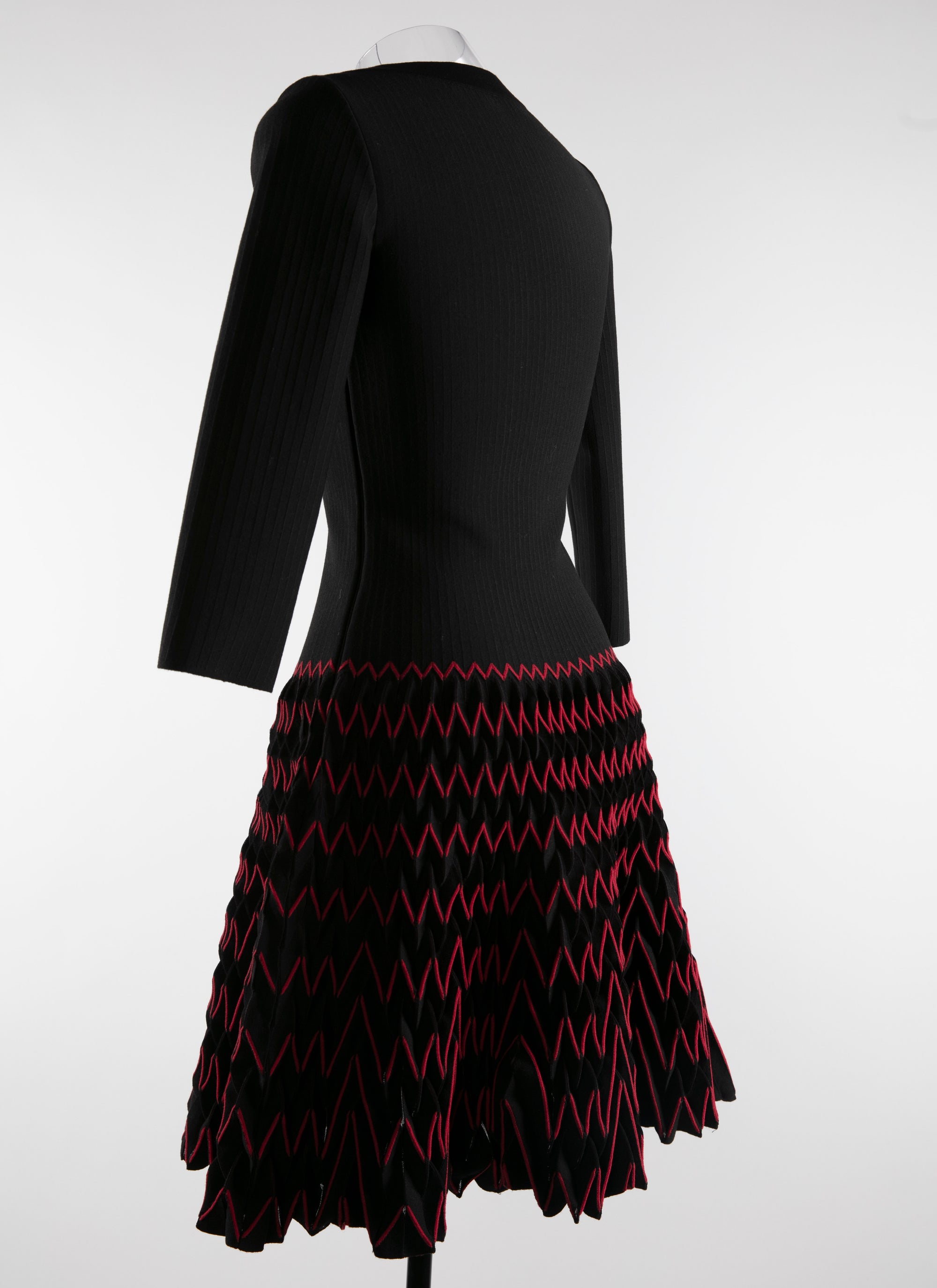 Robe courte en laine - Noir & Rouge