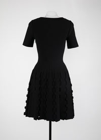 Short-sleeved knitted mini dress - Black intense