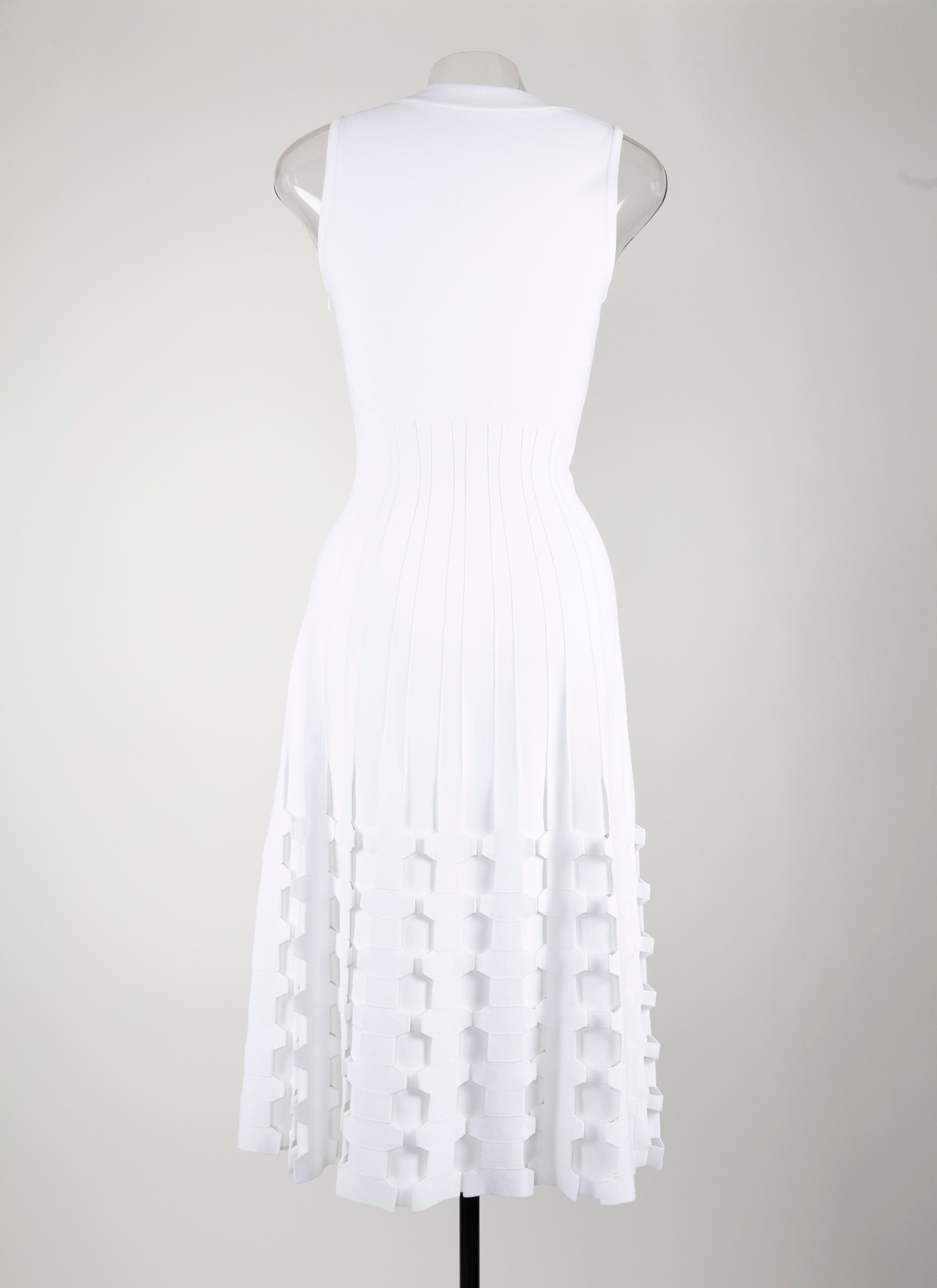 Sleeveless knitted midi dress - White
