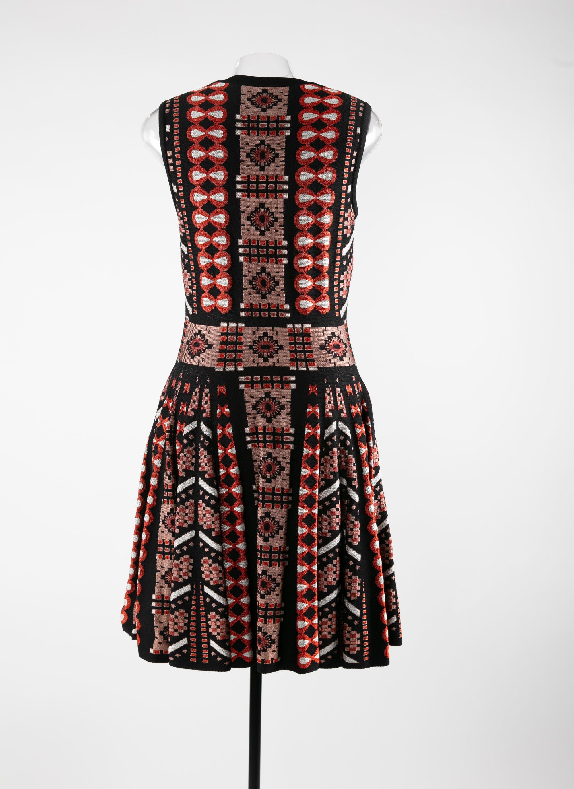 Geometric jacquard short dress - Rosewood & Black