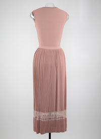 Sleeveless midi dress with open square knit collar - Flesh Pink