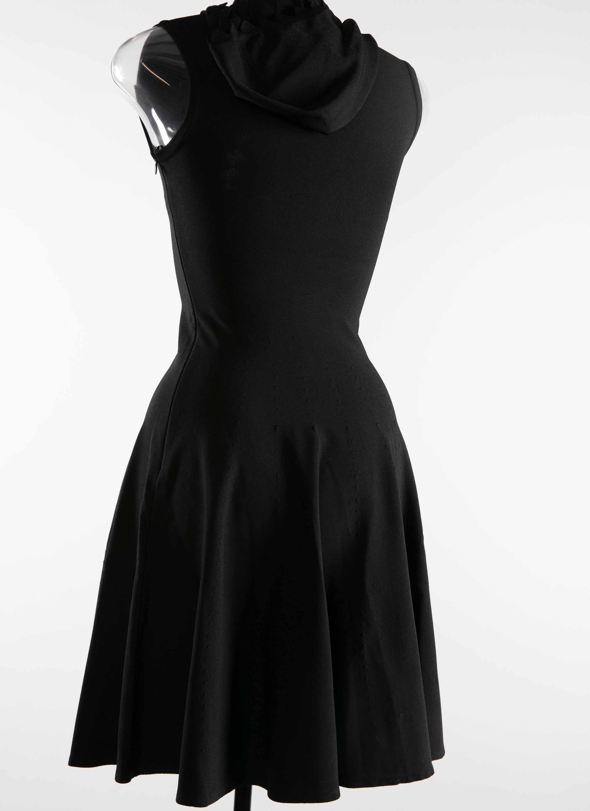 Robe patineuse courte à capuche - Noir
