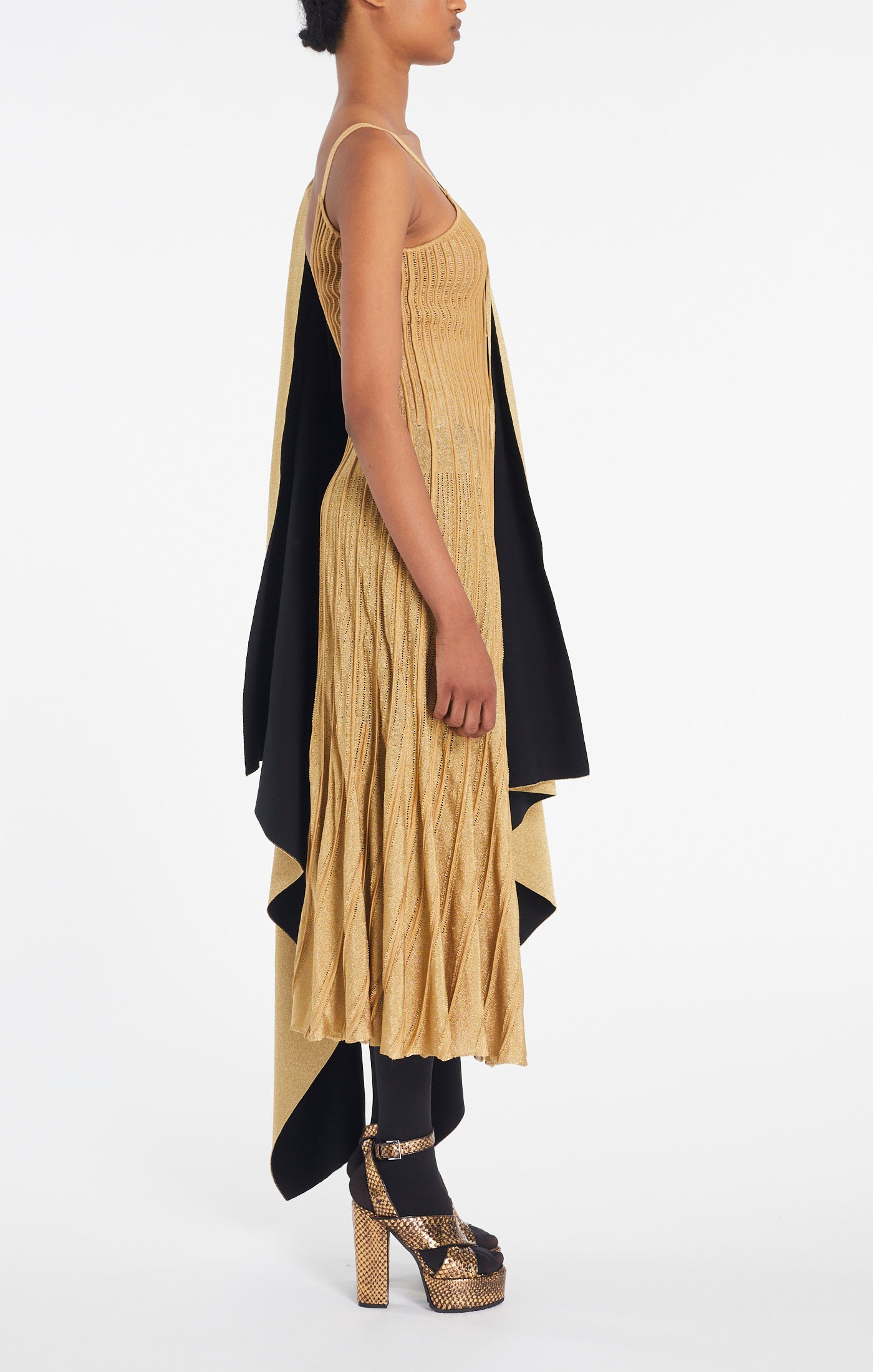 Lace dress - Gold