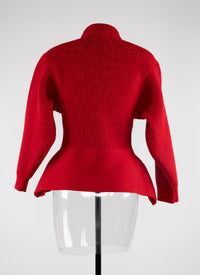 Pull sculptural à col haut et péplum au dos en laine - Ecarlate