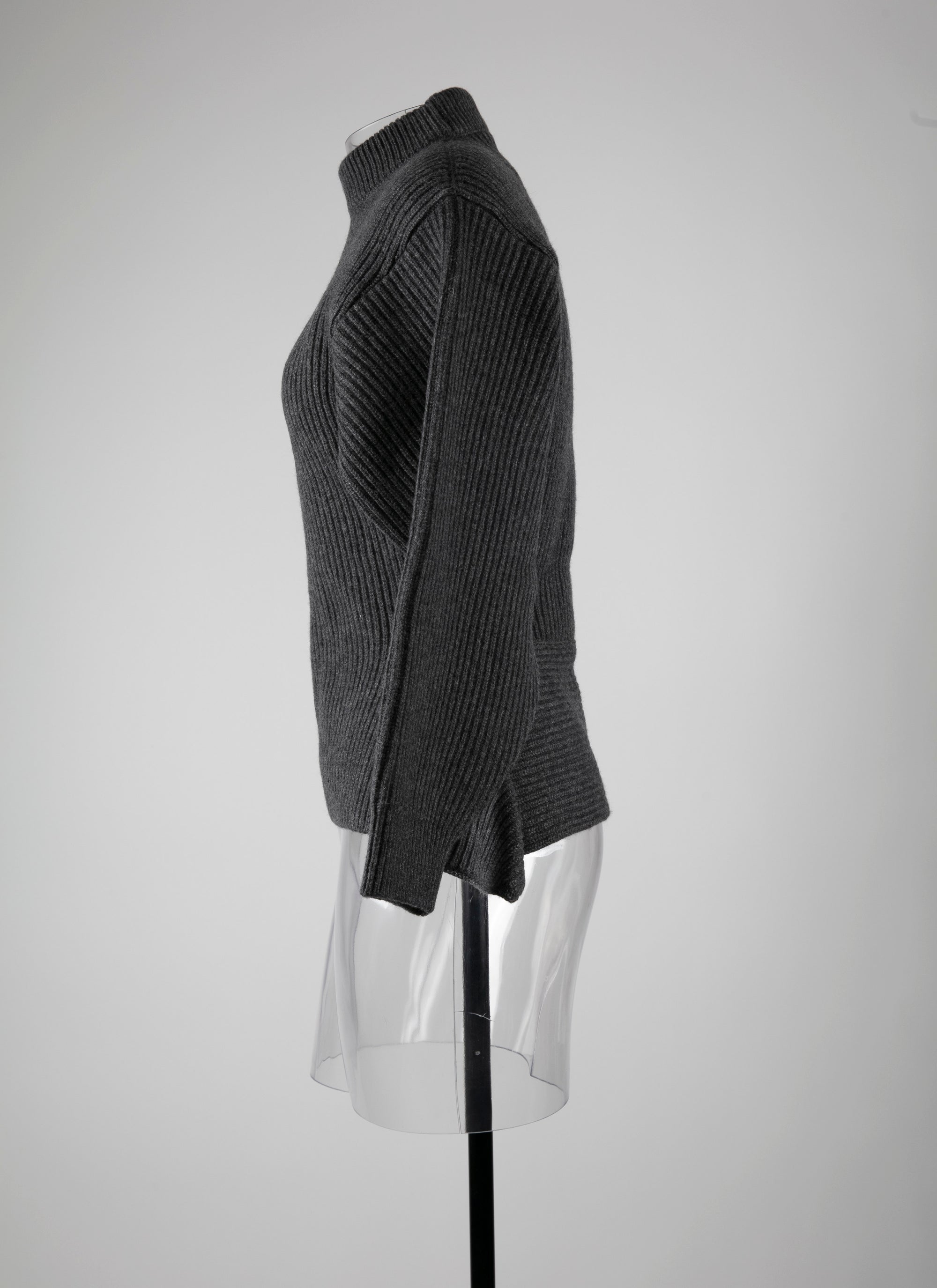 Long sleeve jumper in wool - Dark Grey