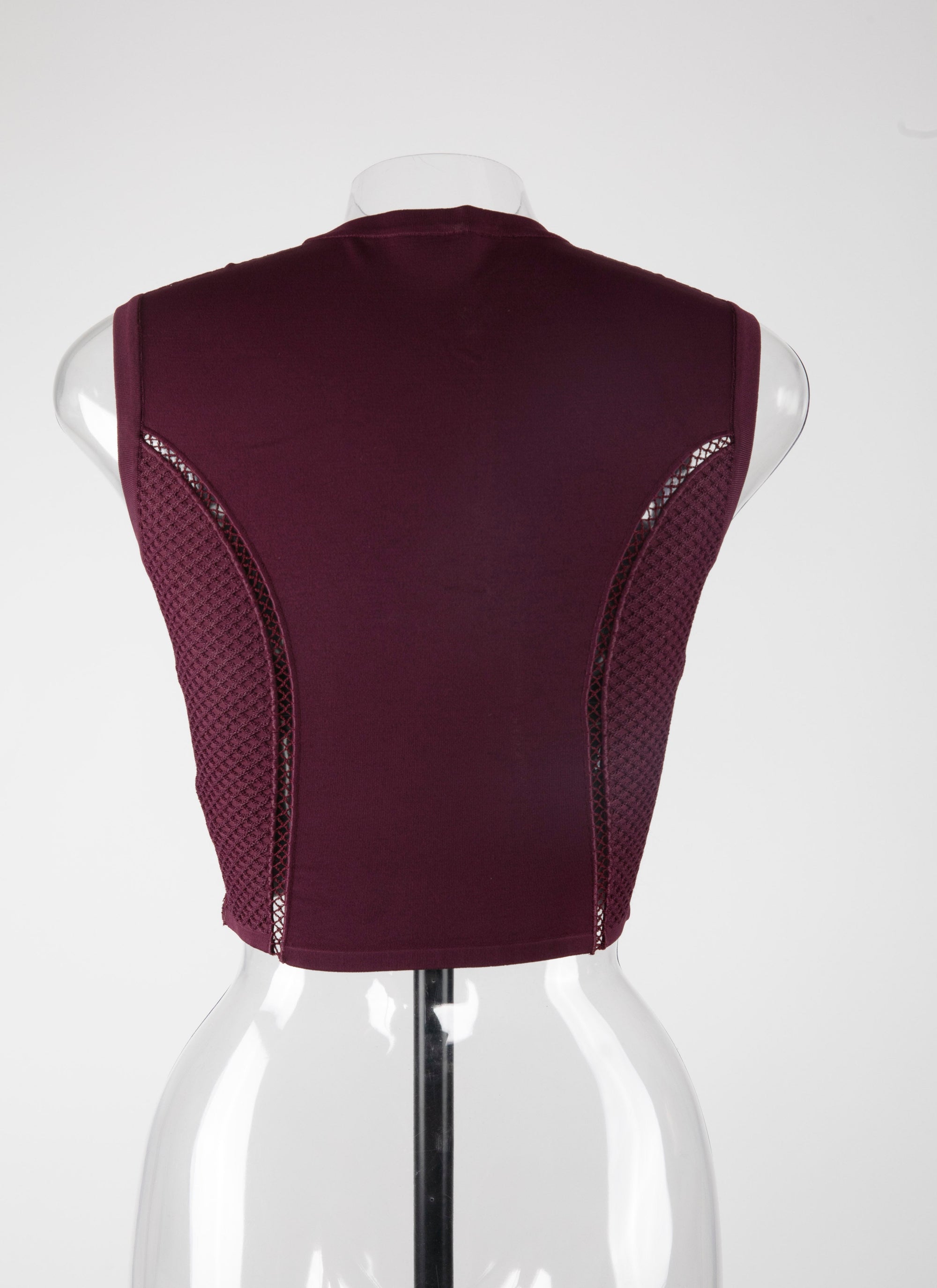 Sleeveless cropped top with openwork detail on chest - Garnet