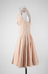 Robe évasée à dos croisé - Nude