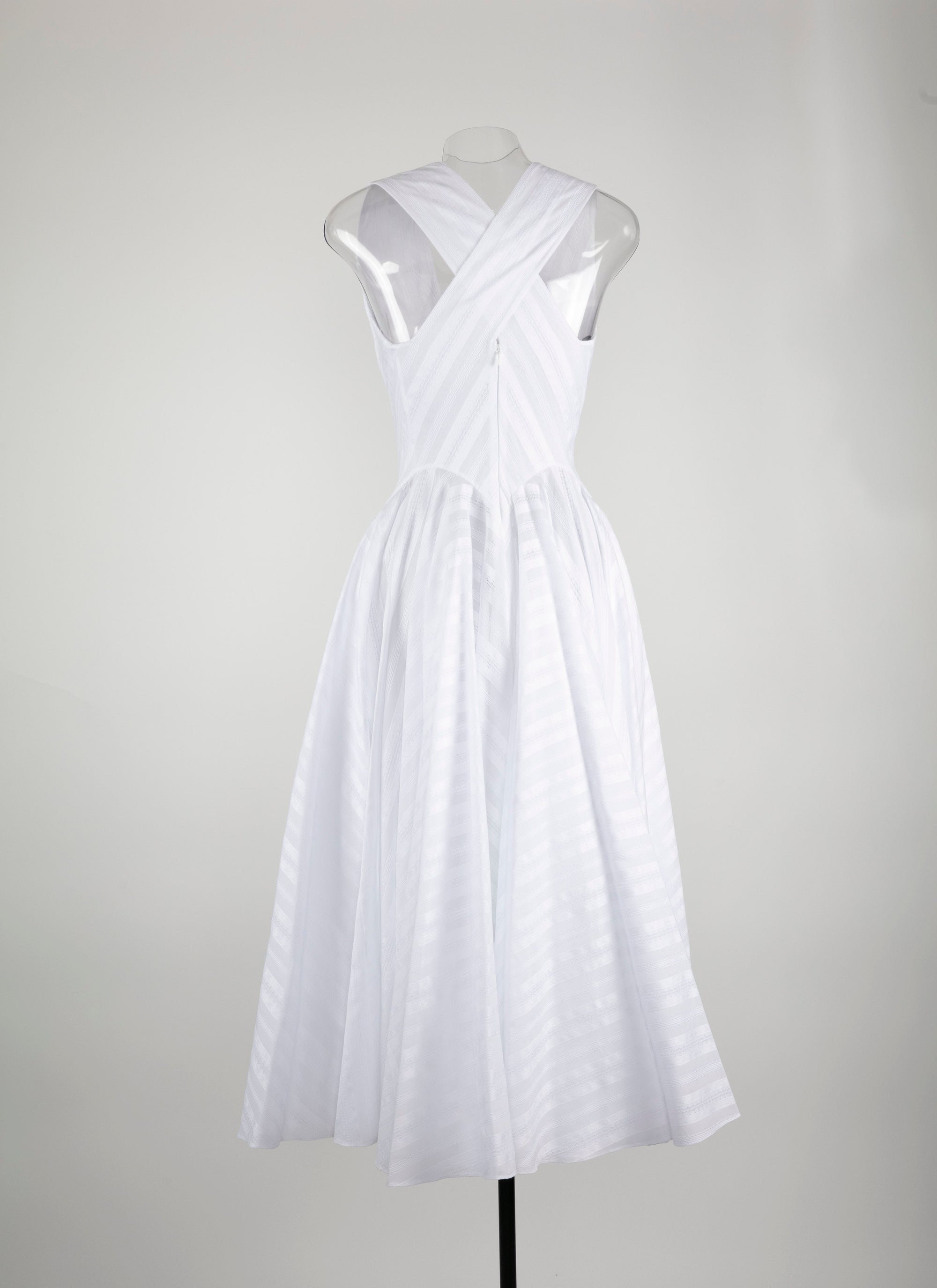 Sleeveless jacquard print dress - White