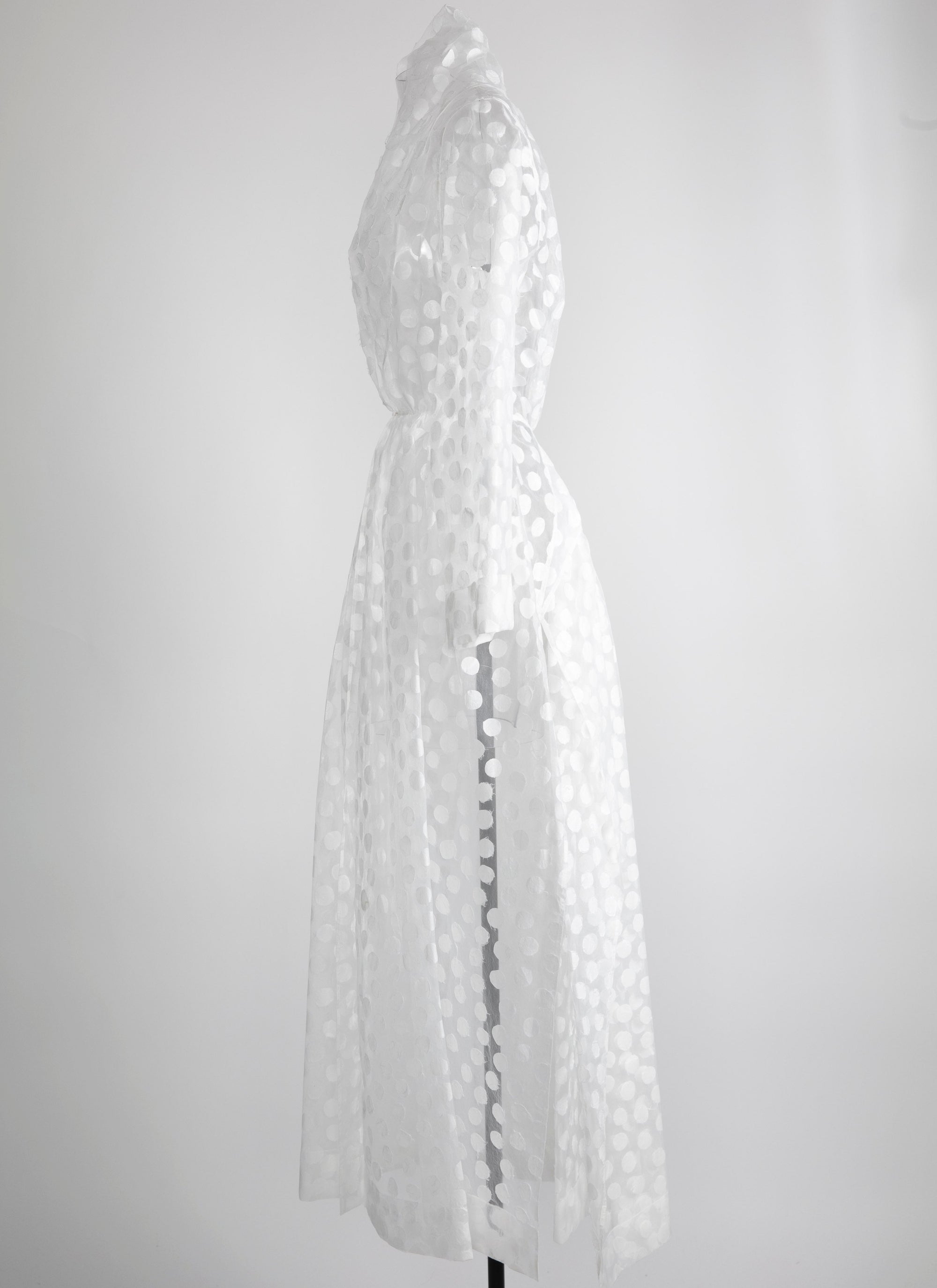 Sheer long kimono dress with polka dots - White