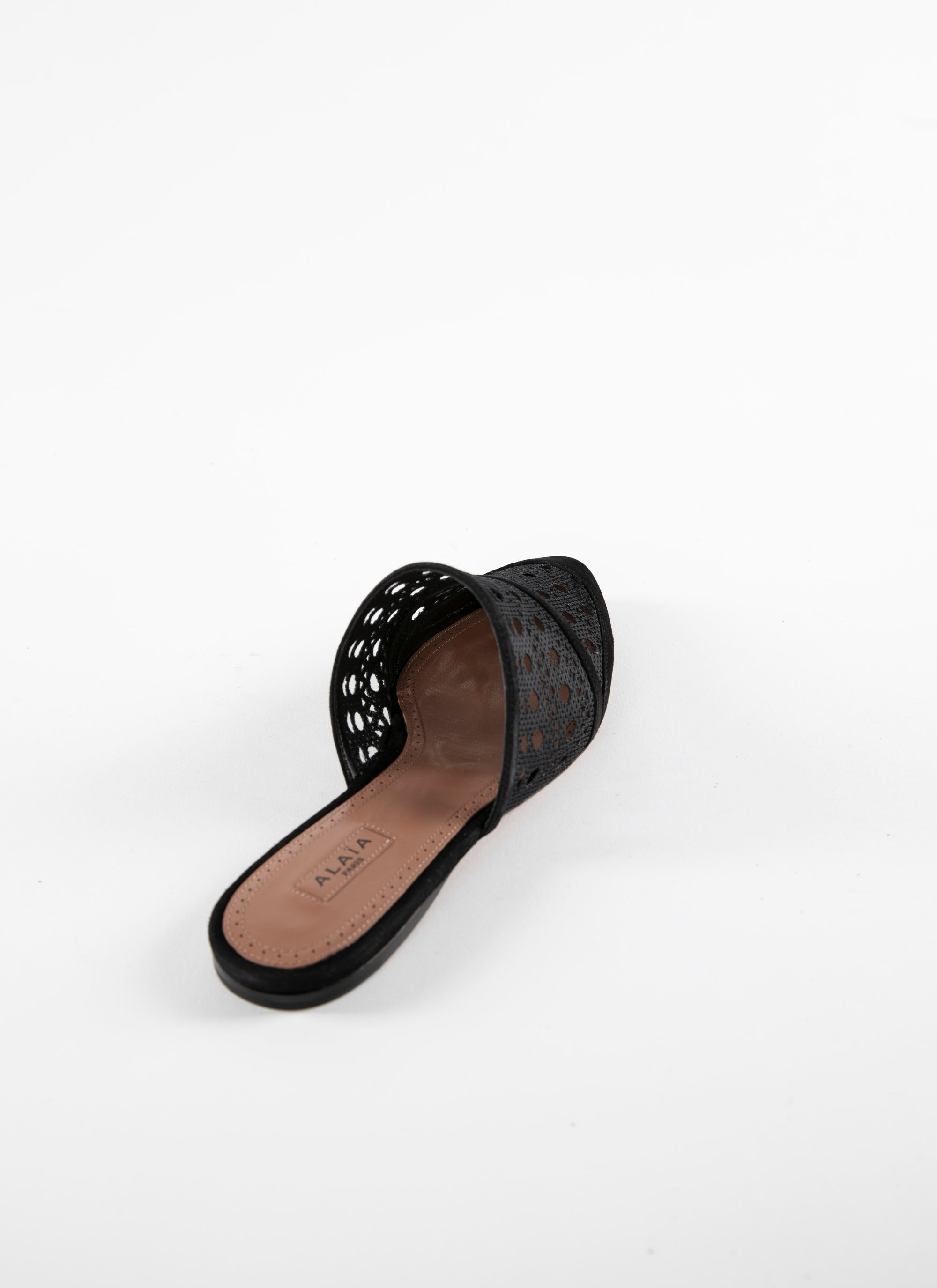 Mules plates à bout pointu en cuir - Noir & Noir