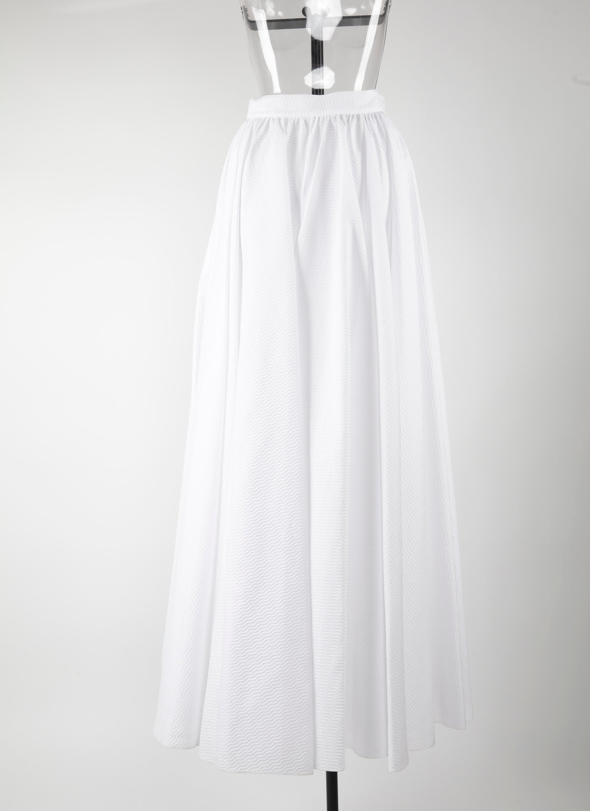 Patterned long skirt - White