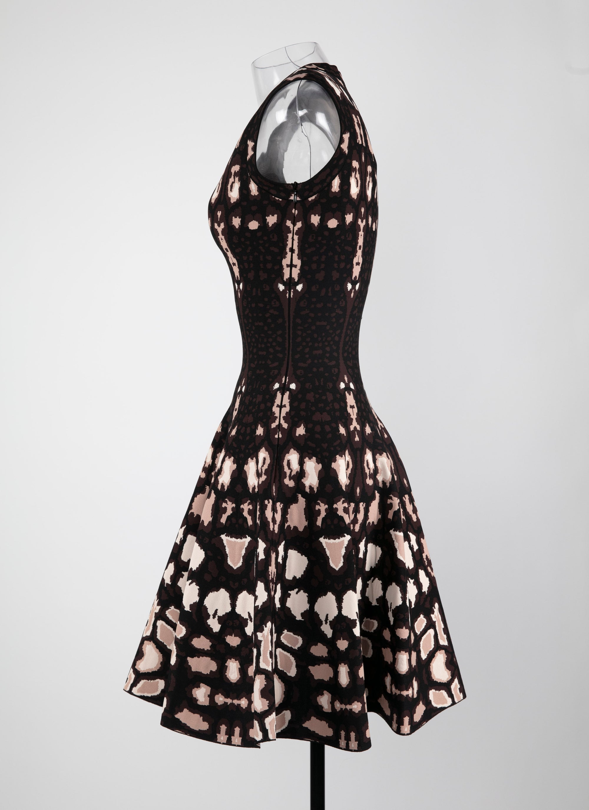 Sleeveless knitted cheetah dress - Brown
